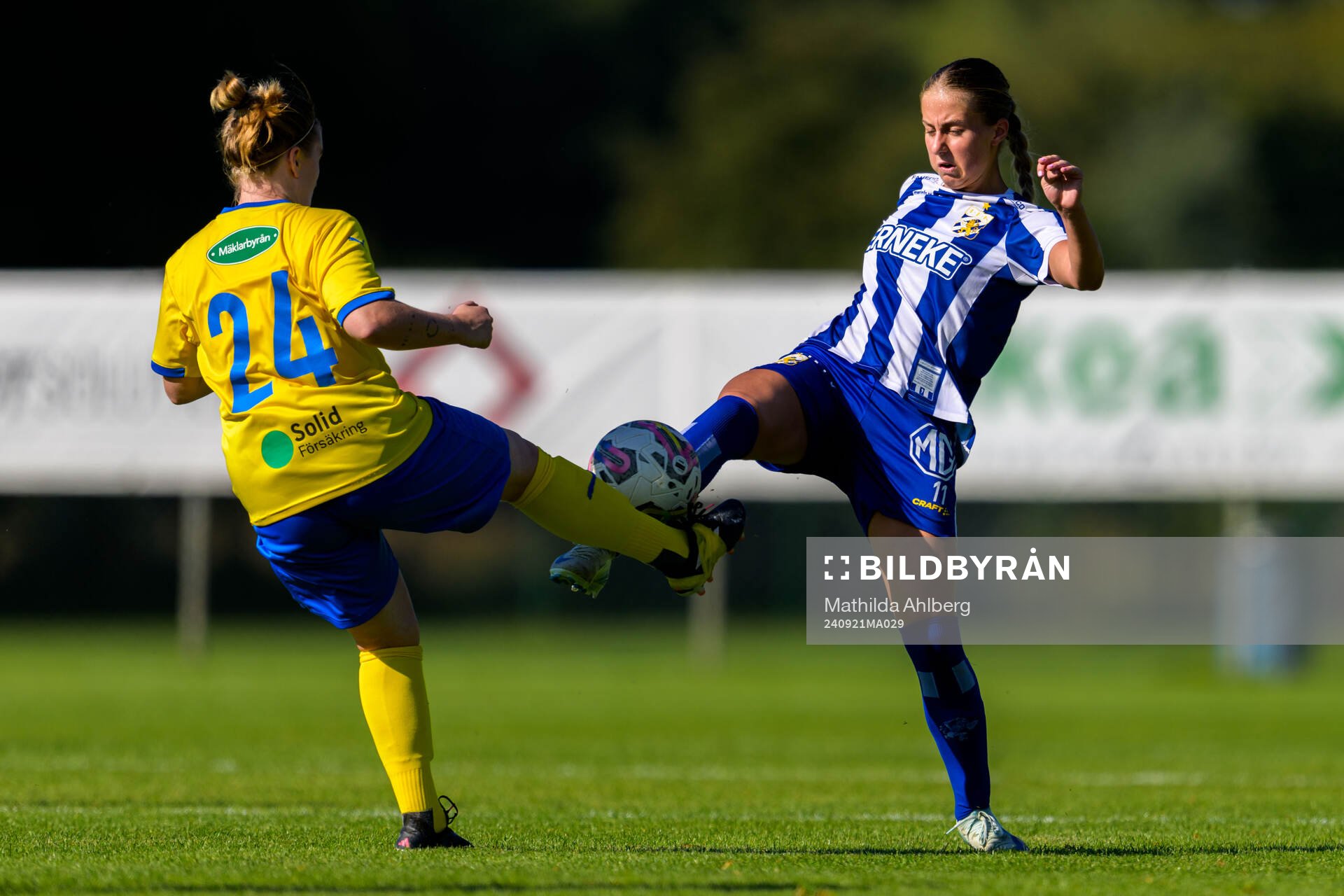 Eskilsminnes Tilde Olsson och IFK Göteborgs Isabella