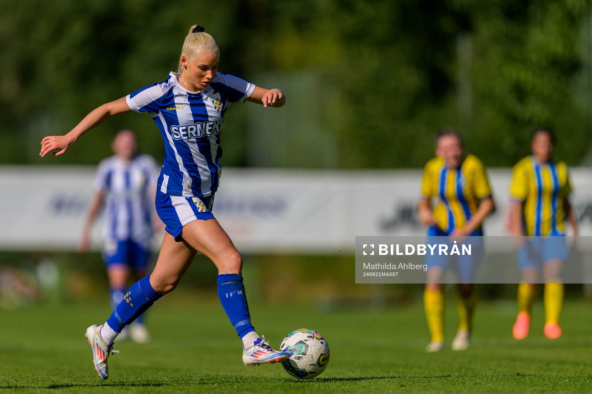 under fotbollsmatchen i Division 1 södra mellan