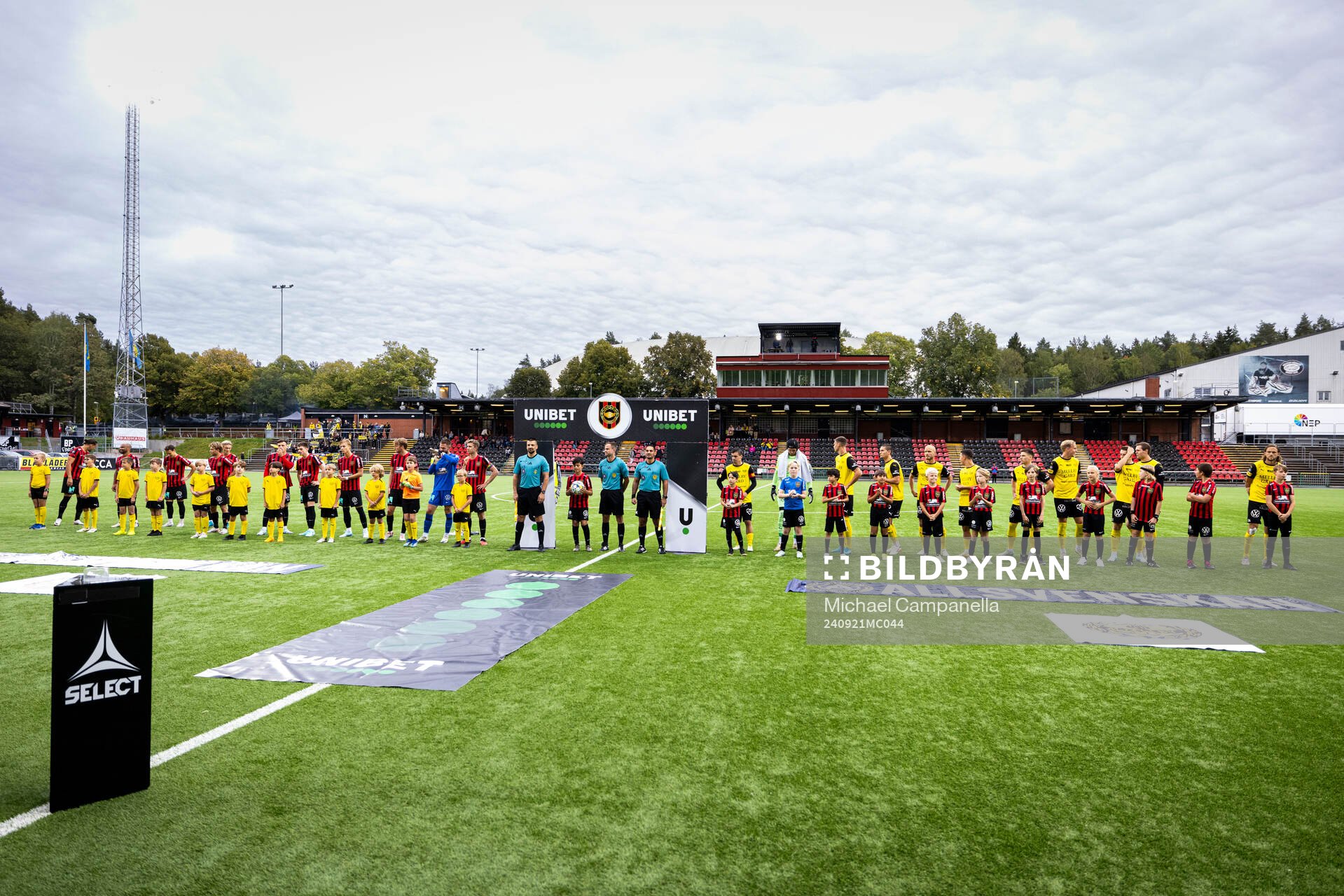 Brommapojkarnas och Mjällbys spelare i lineup