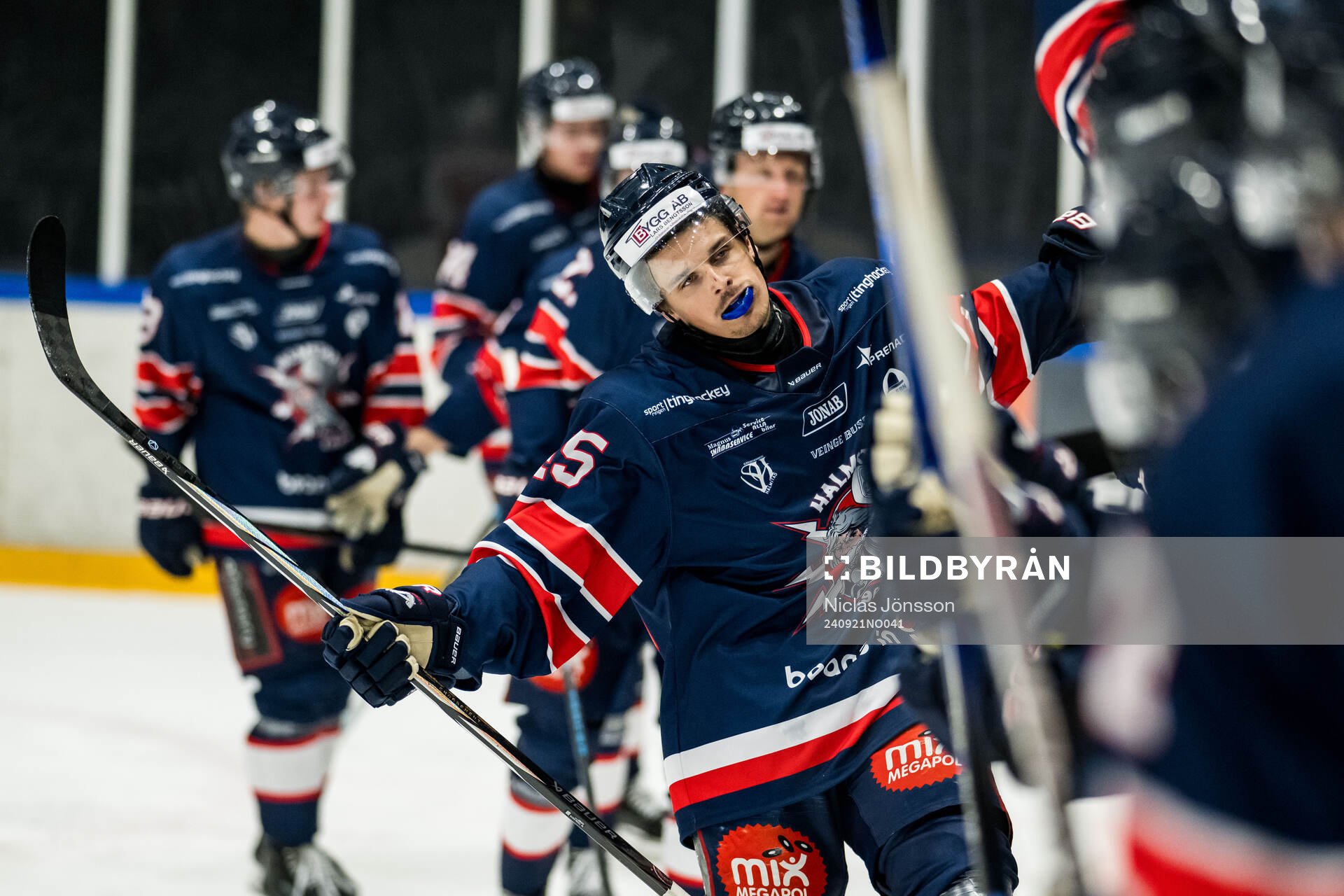 Halmstads William Gustafsson jublar