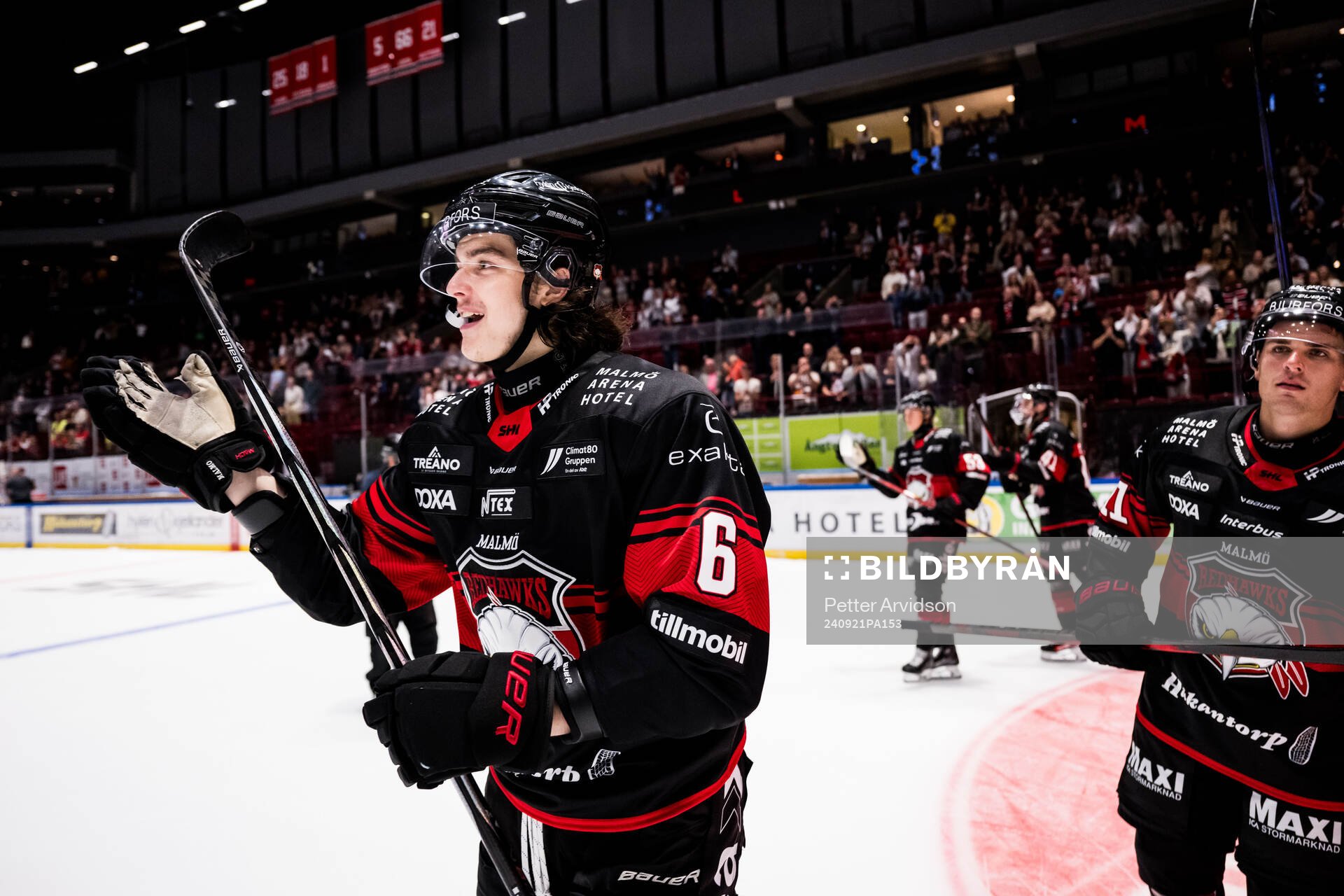 Malmö Redhawks Dominik Badinka jublar
