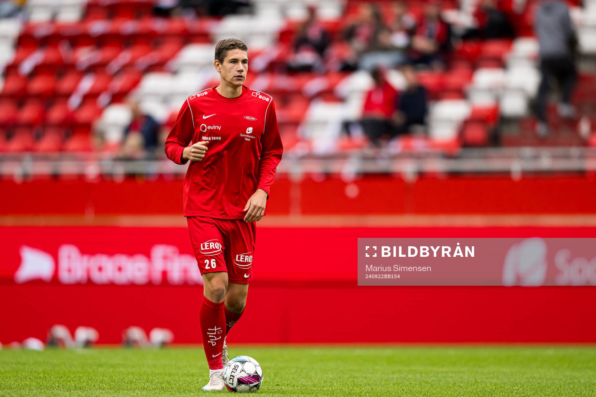 Eivind Helland of Brann warms up