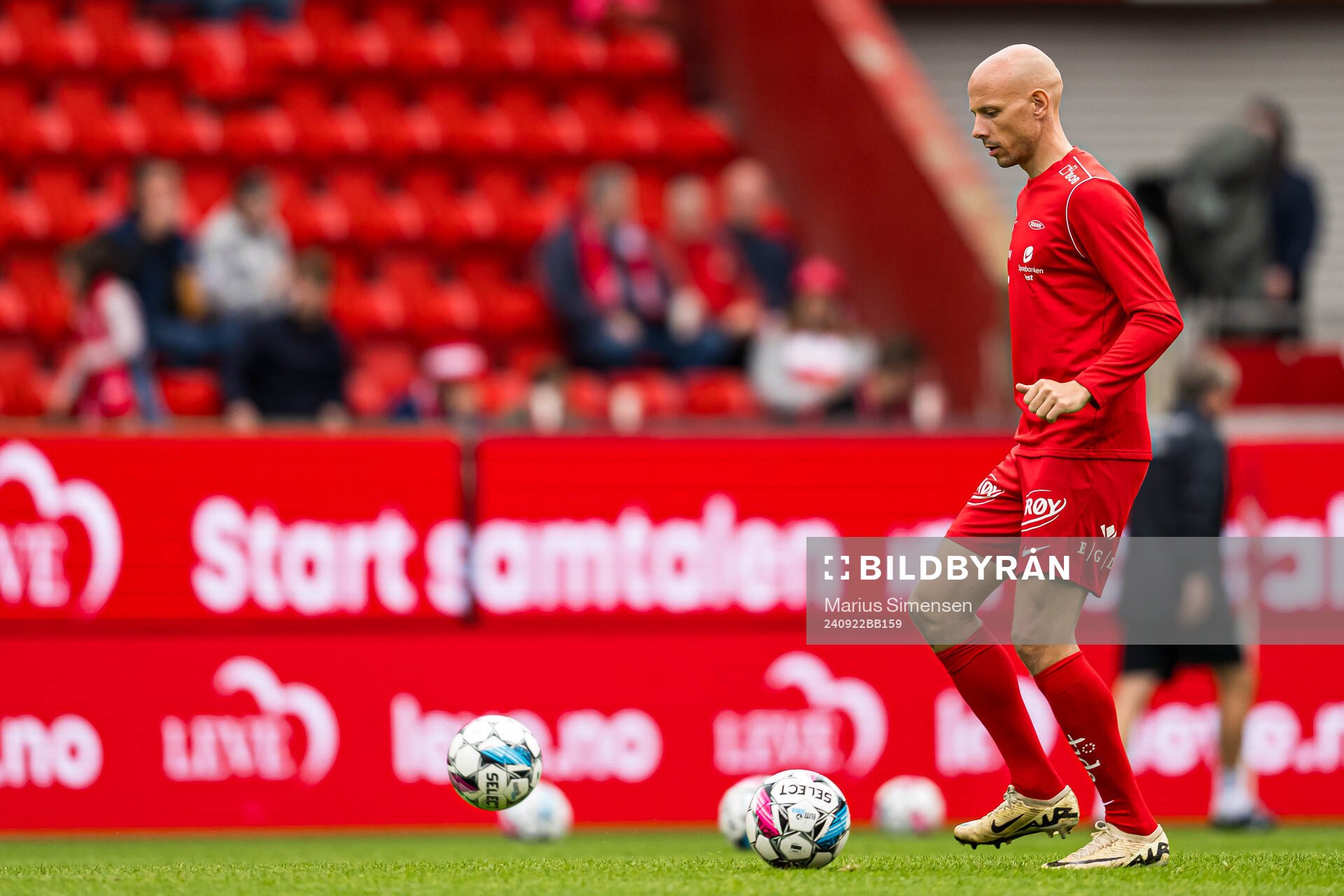 Ruben Kristiansen of Brann warms up