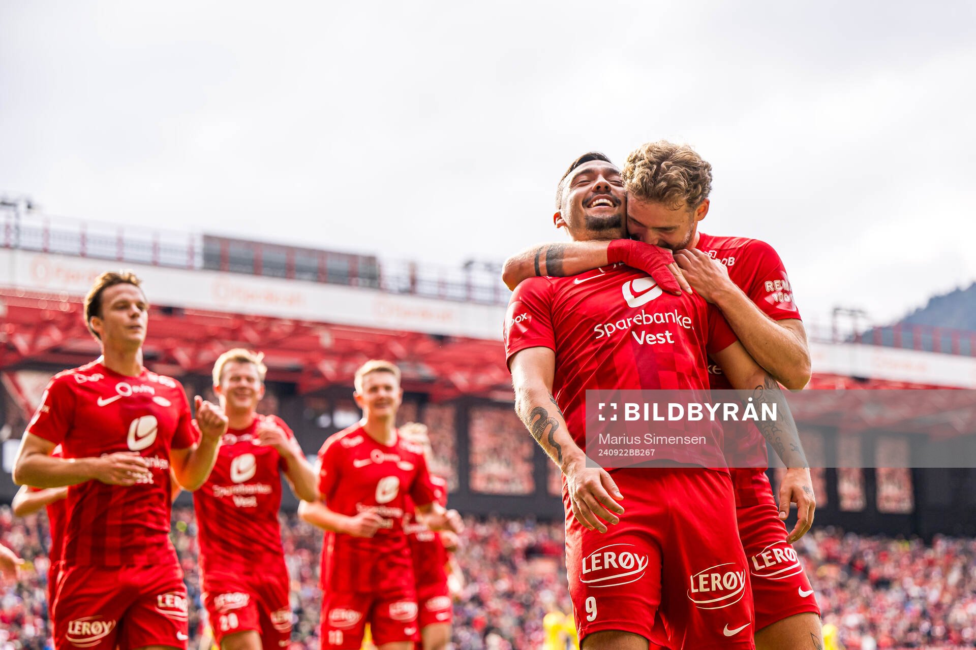 Niklas Fernando Castro of Brann celebrates