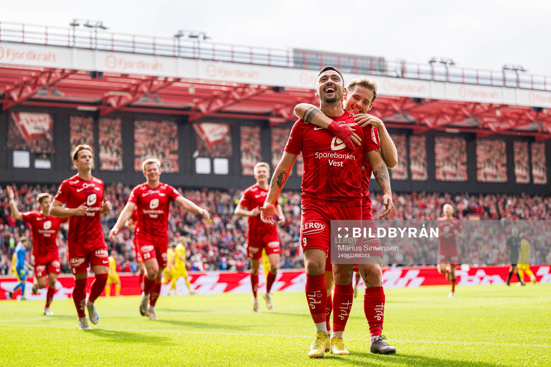 Niklas Fernando Castro of Brann celebrates