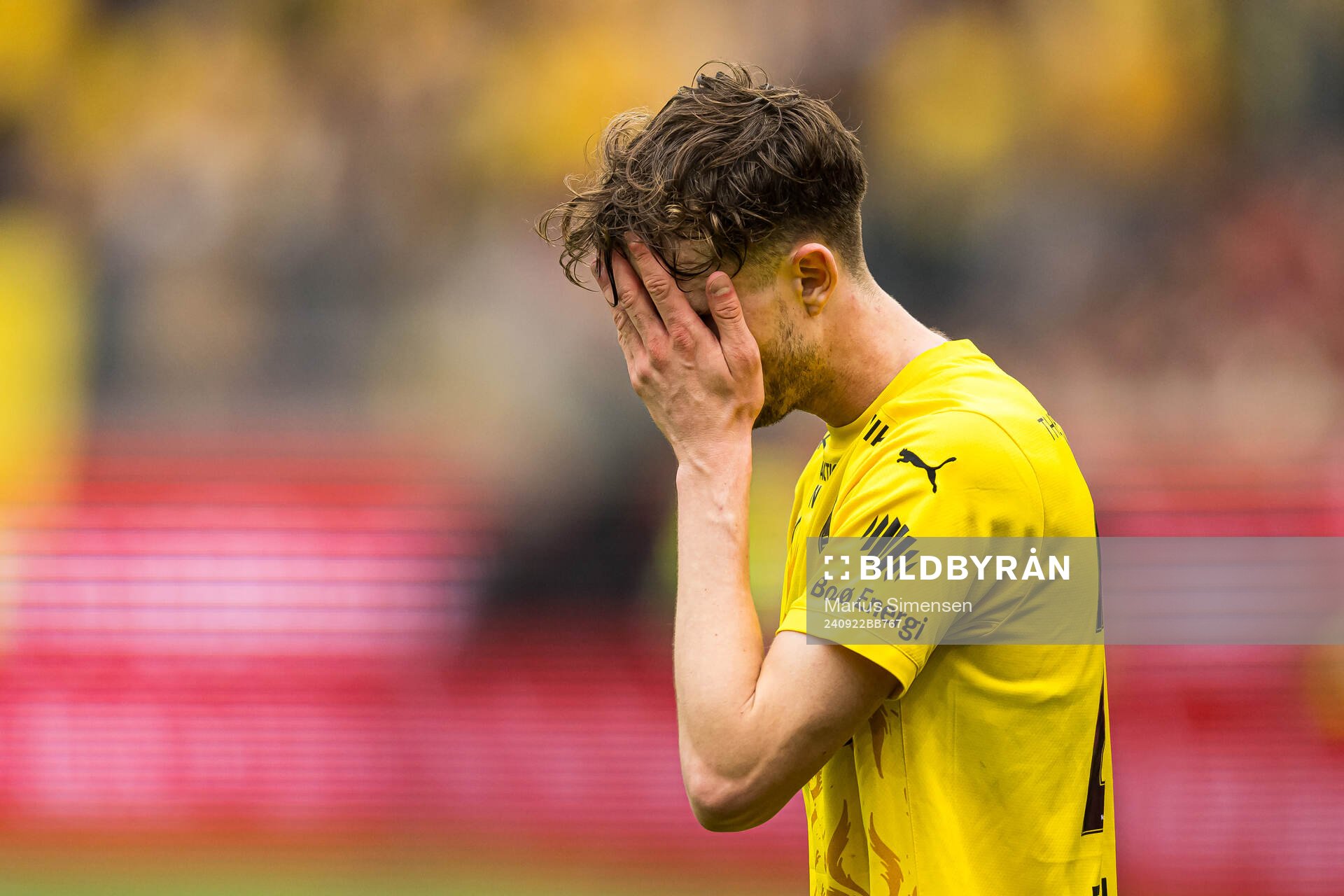 Håkon Evjen of Bodø/Glimt looks dejected