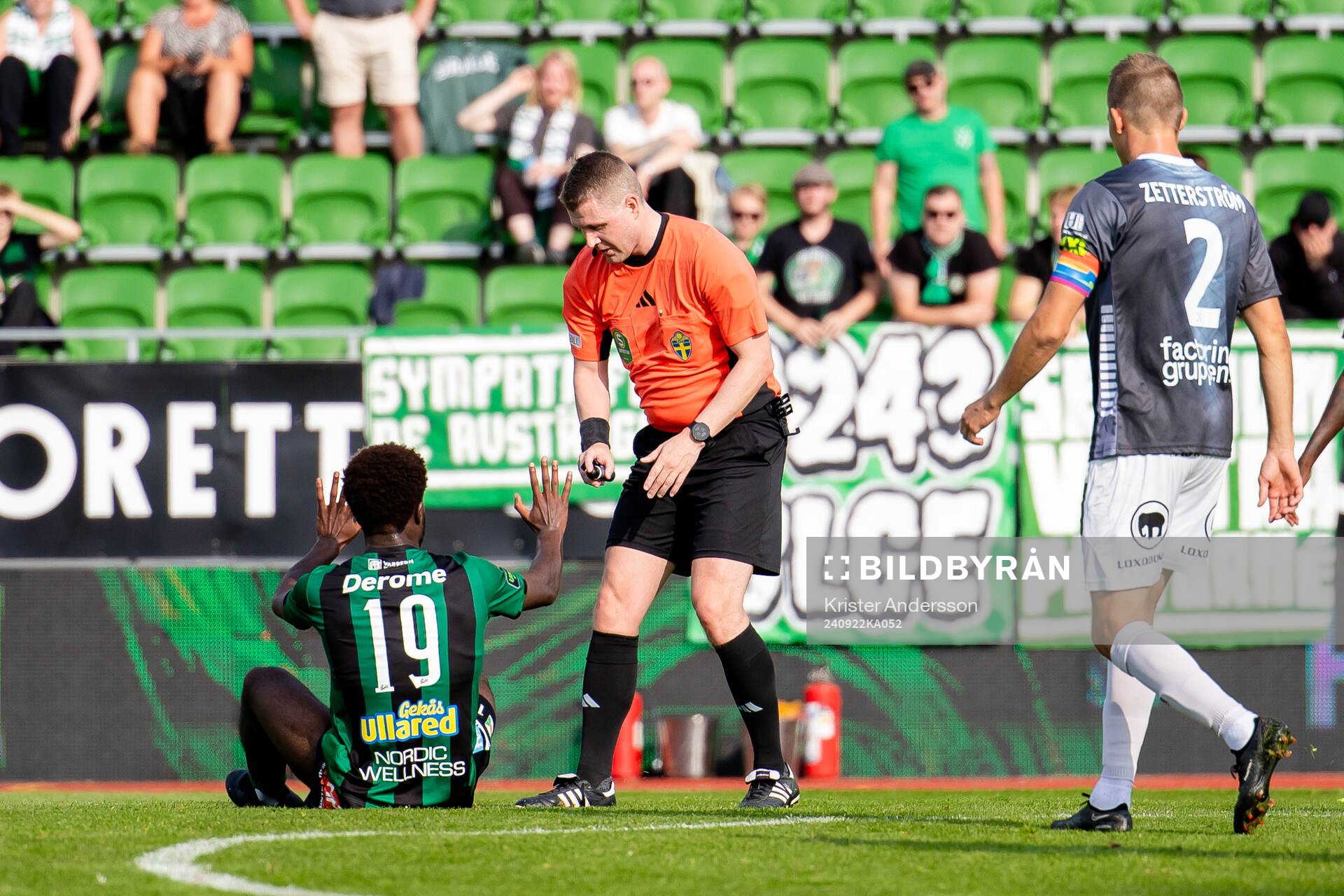 Varbergs Kevin Appiah Nyarko och Domare Elias Ingi Arnason