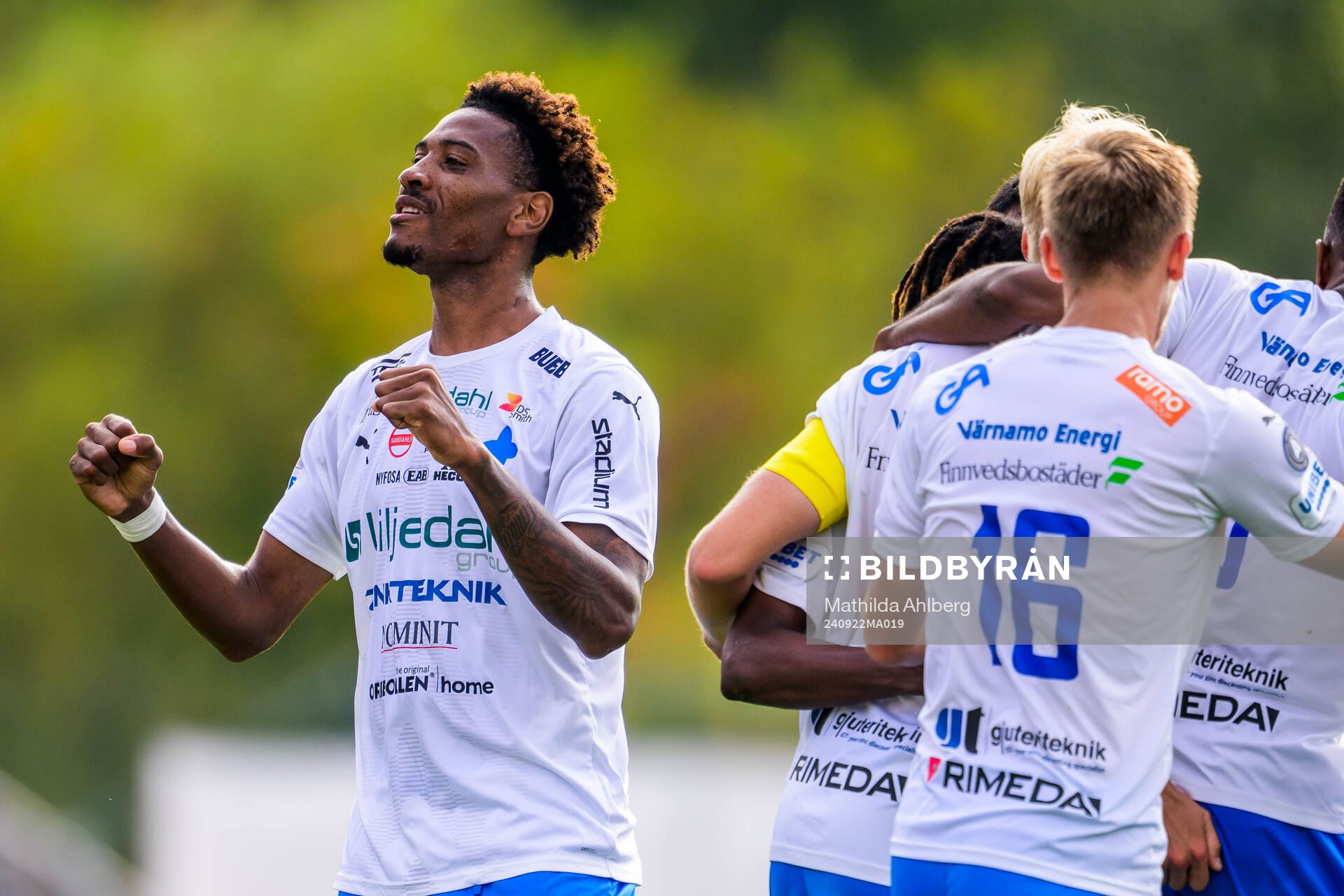 Värnamos Samuel Kotto jublar