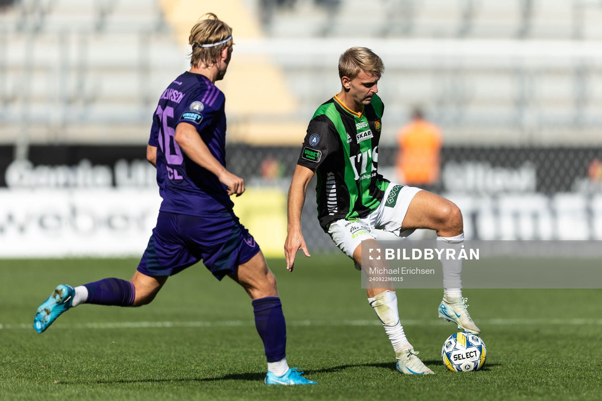 Djurgårdens Tobias Gulliksen och GAIS Joackim Åberg