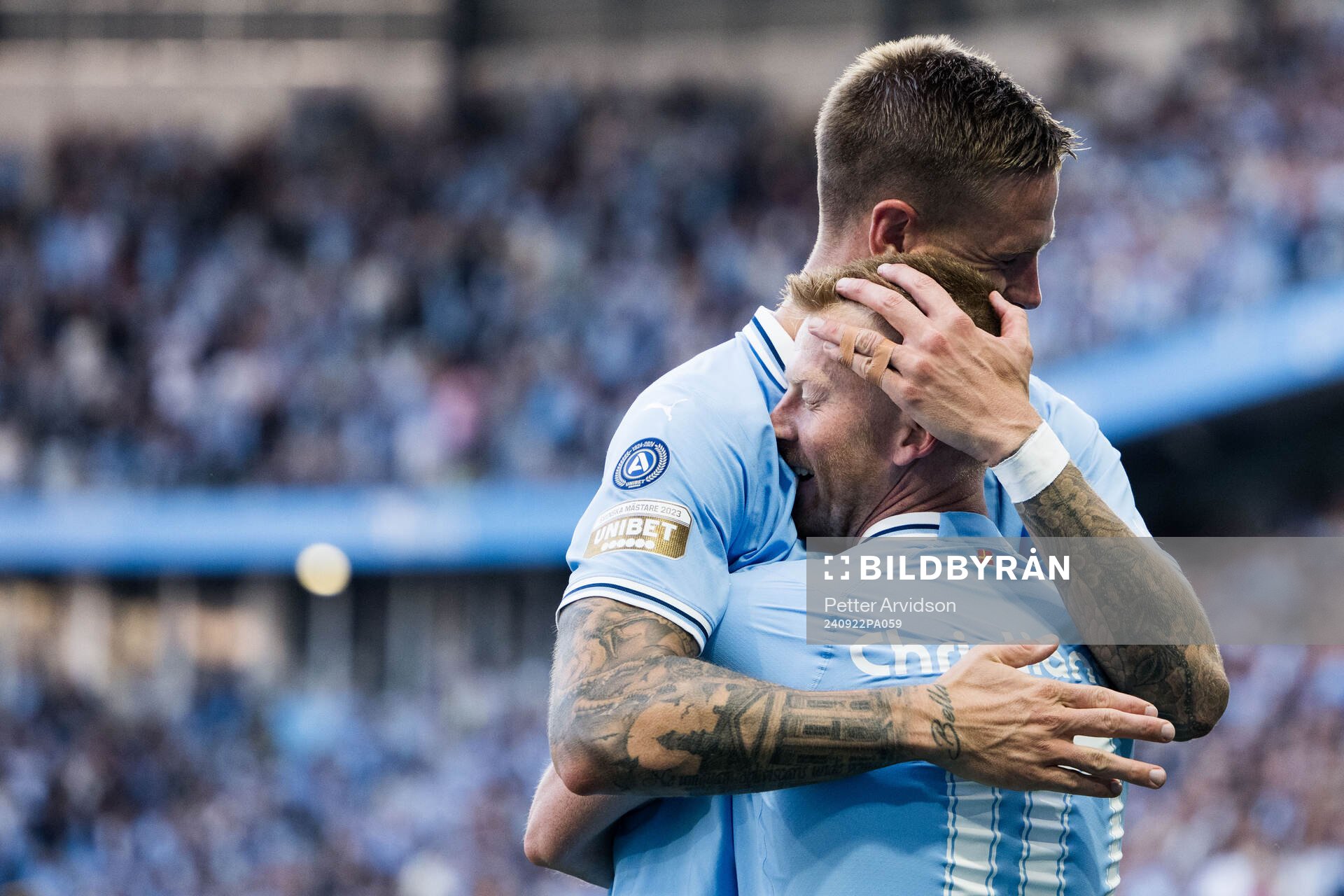 Malmö FFs Anders Christiansen jublar med Pontus Jansson