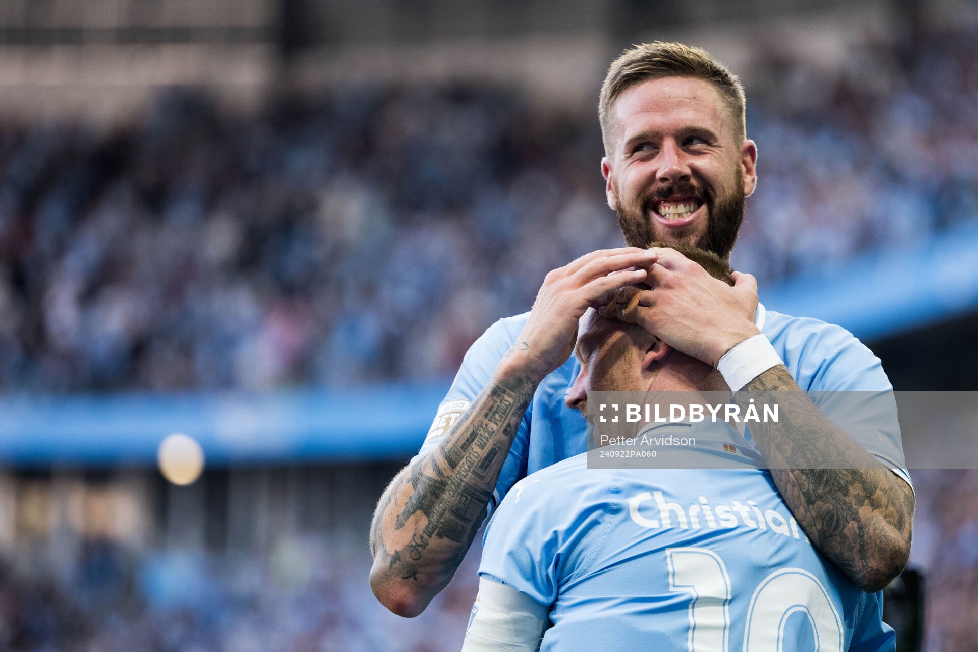 Malmö FFs Anders Christiansen jublar med Pontus Jansson