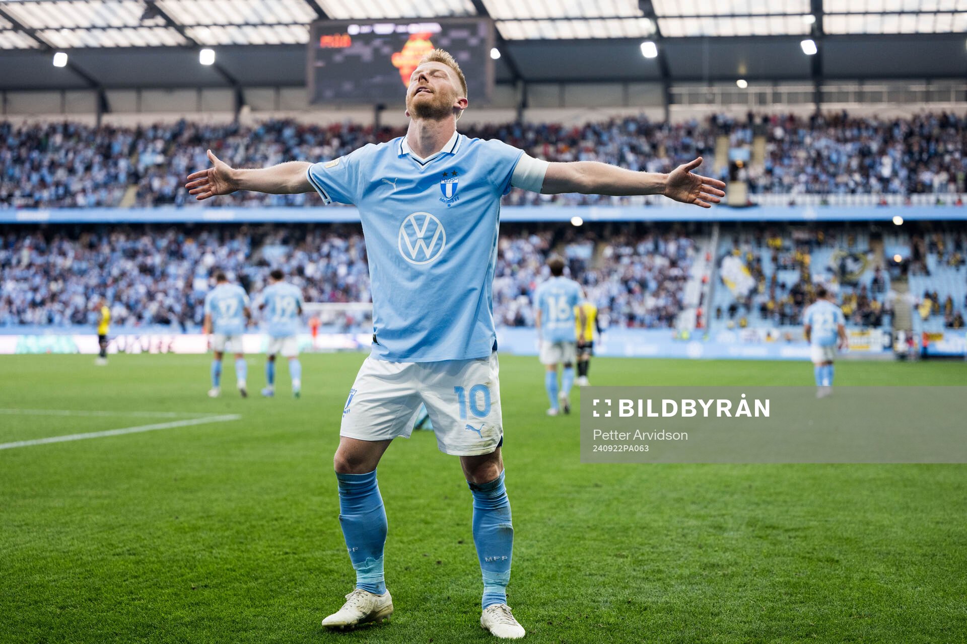 Malmö FFs Anders Christiansen jublar