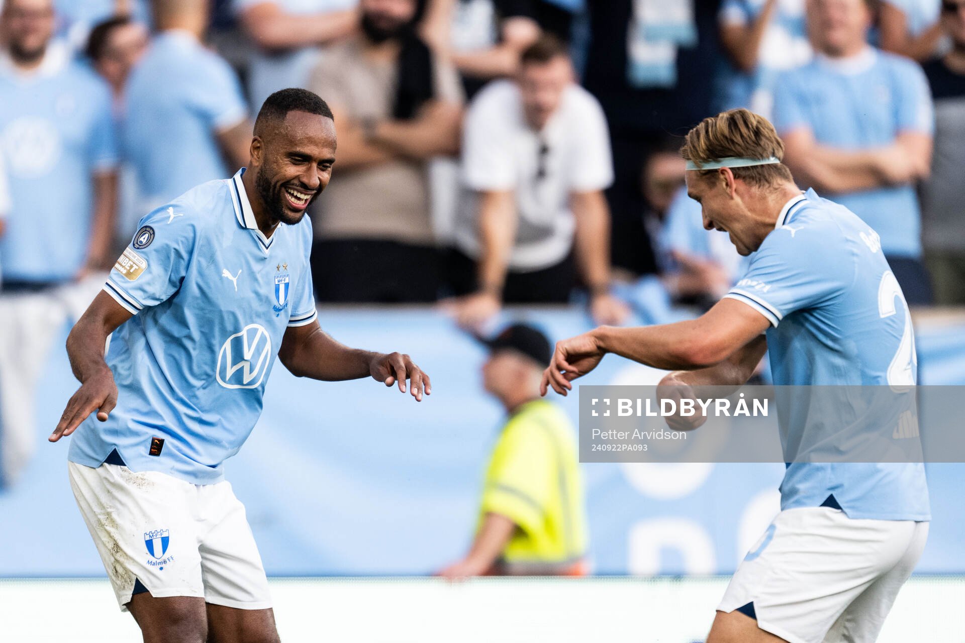 Malmö FFs Isaac Kiese Thelin och Erik Botheim jublar