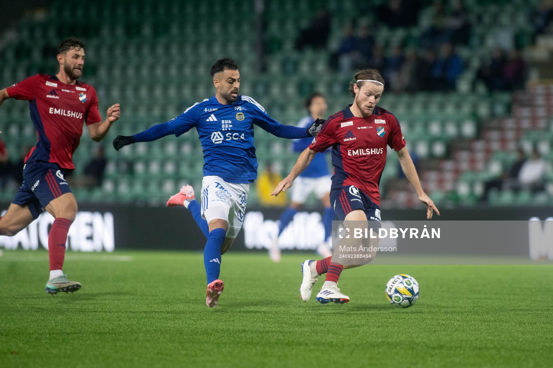 GIF Sundsvalls Marc Manchon och Östers David Seger