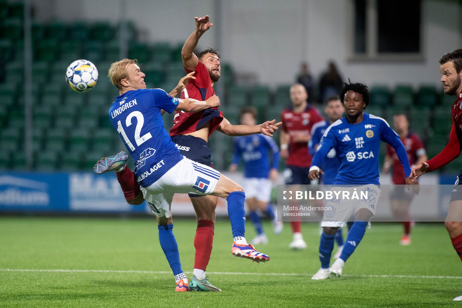 GIF Sundsvalls Pontus Lindgren och Östers Alibek Aliev