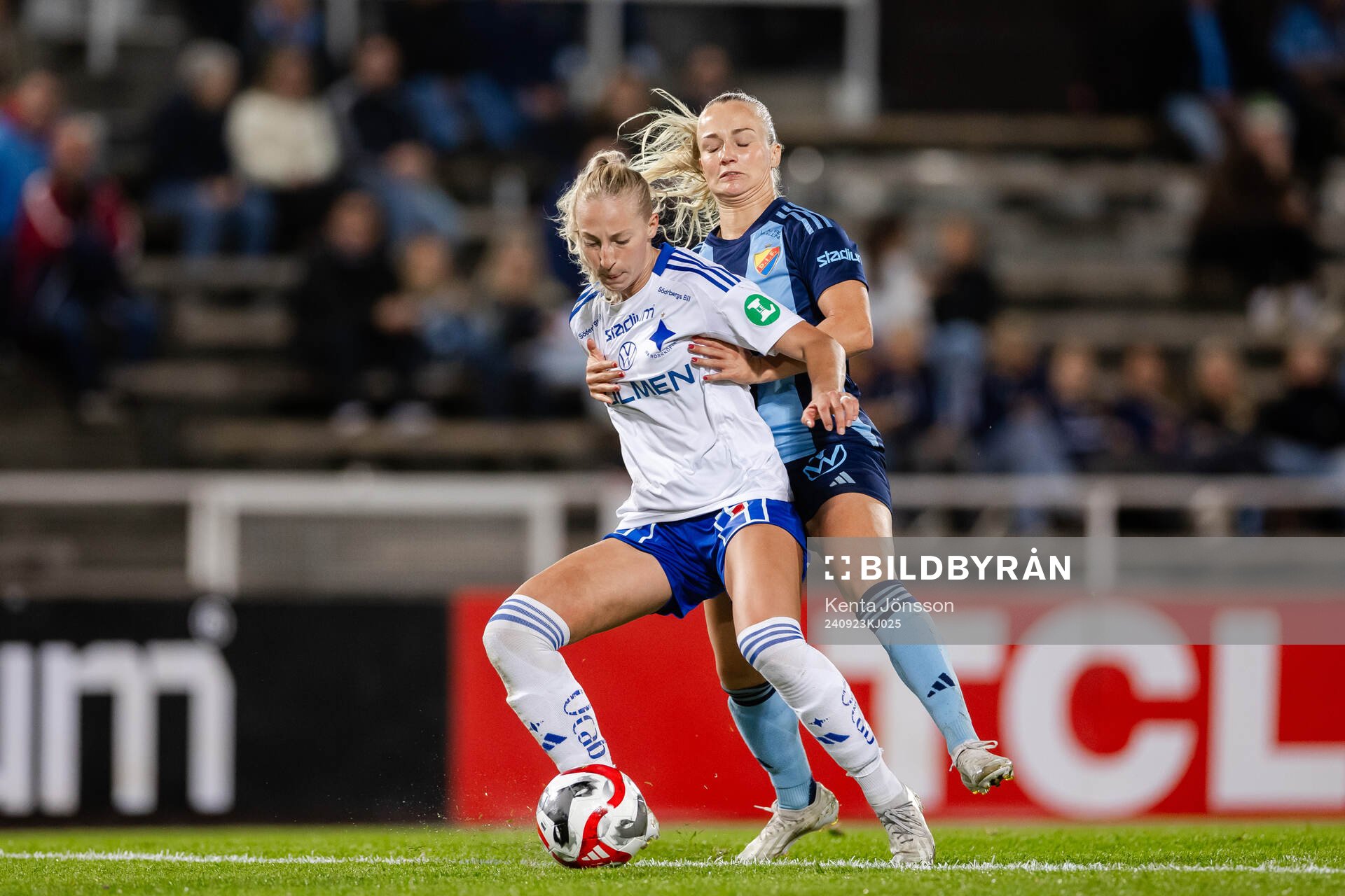 IFK Norrköpings Samantha Cary och Djurgårdens Tove