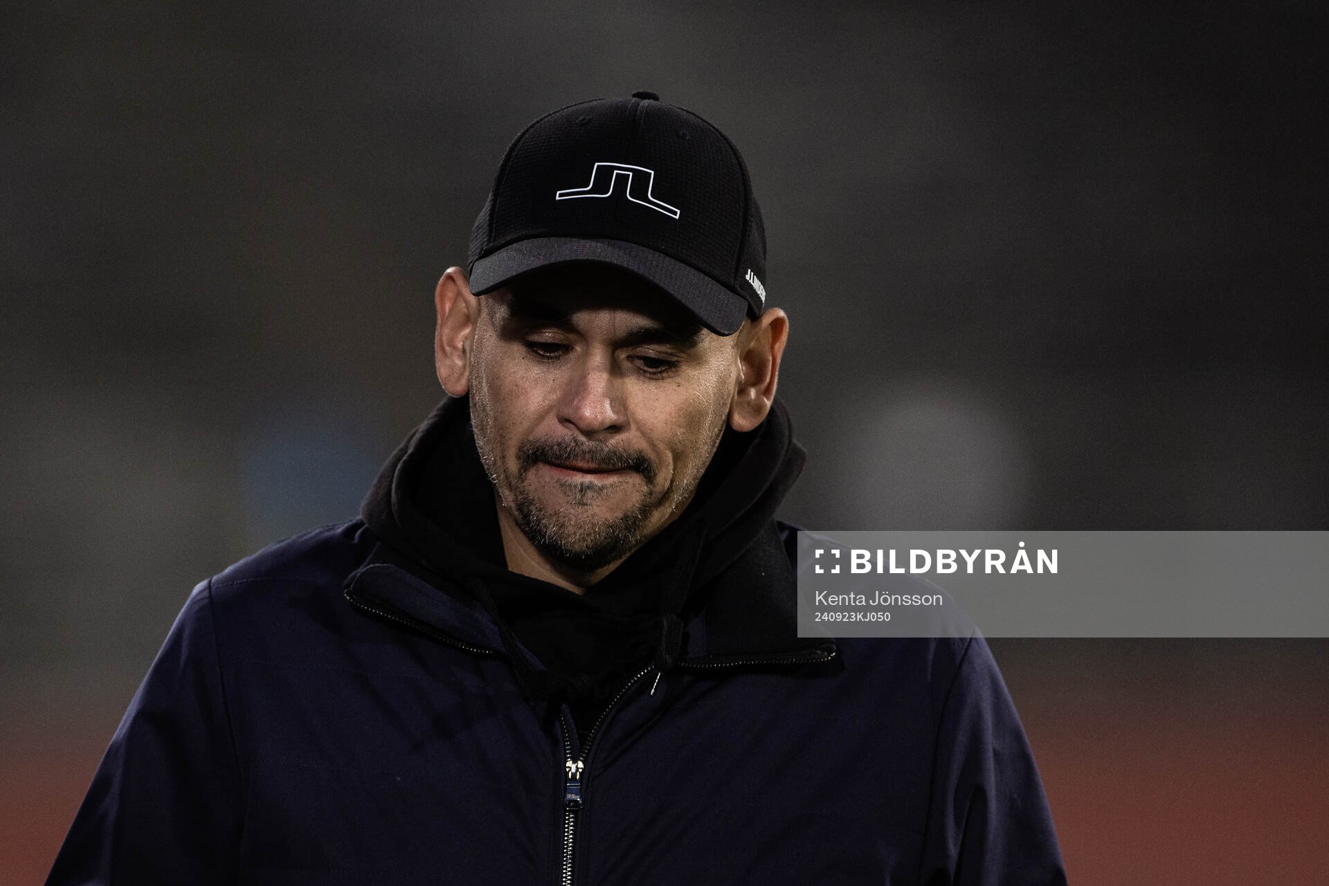 Djurgårdens tränare Marcelo Fernandez deppar