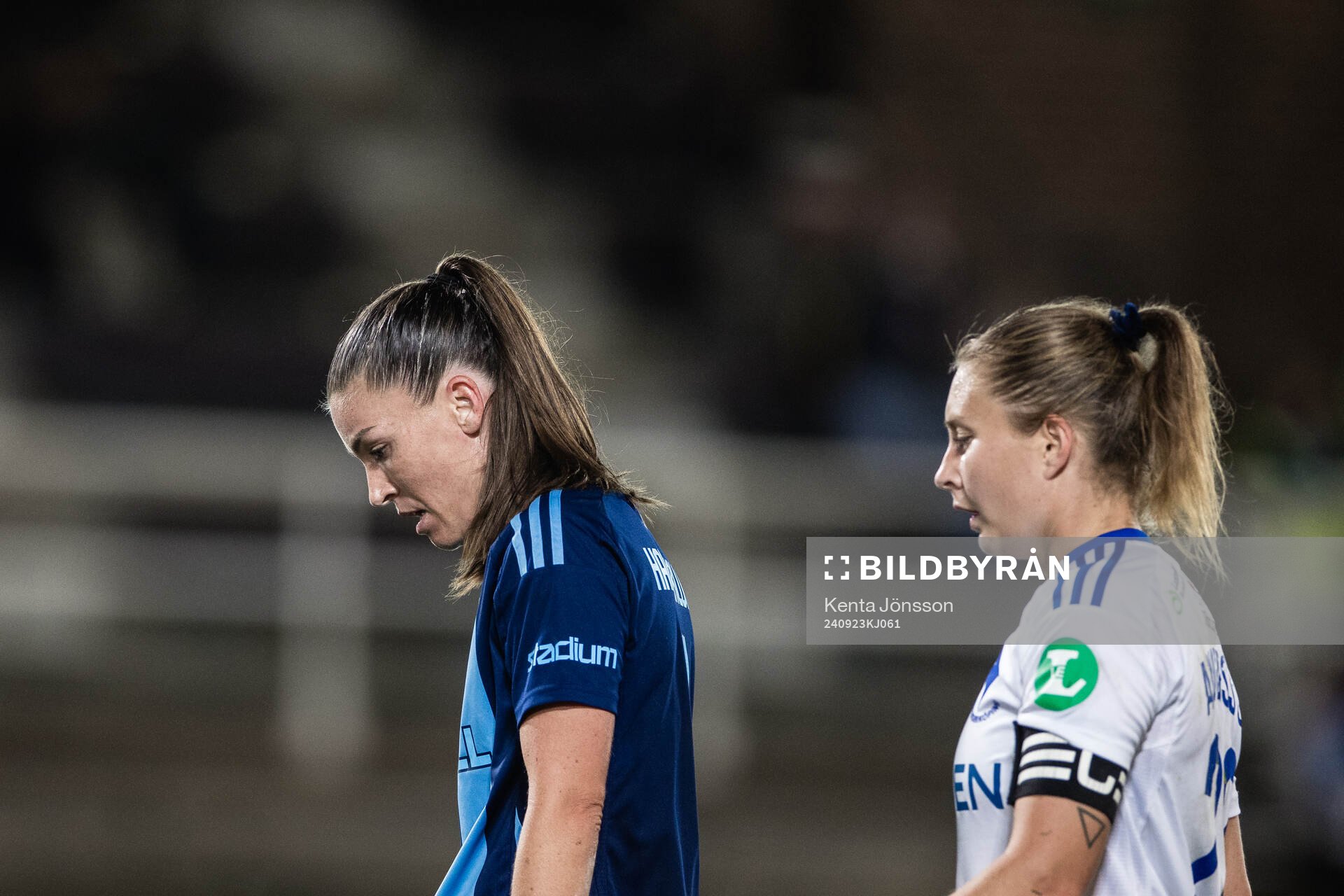 Djurgårdens Pauline Hammarlund och IFK Norrköpings Fanny