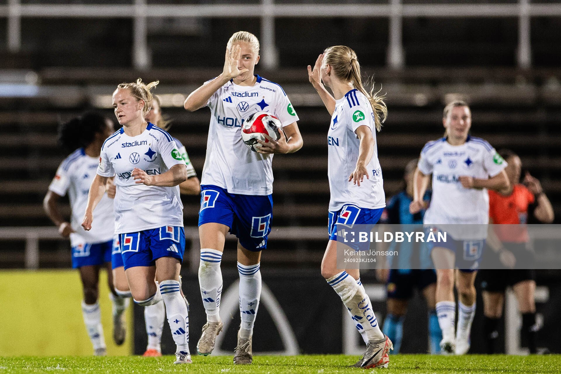 IFK Norrköpings Wilma Leidhammar jublar