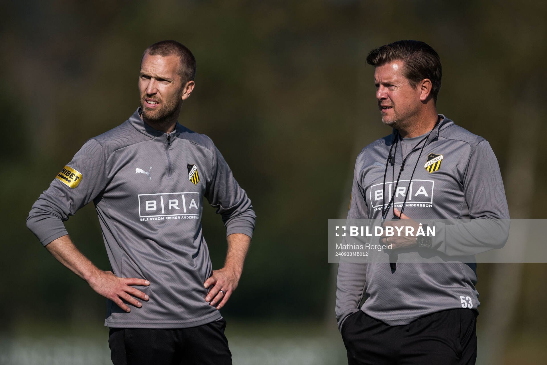 Assisterande tränare Rasmus Lindgren och assisterande