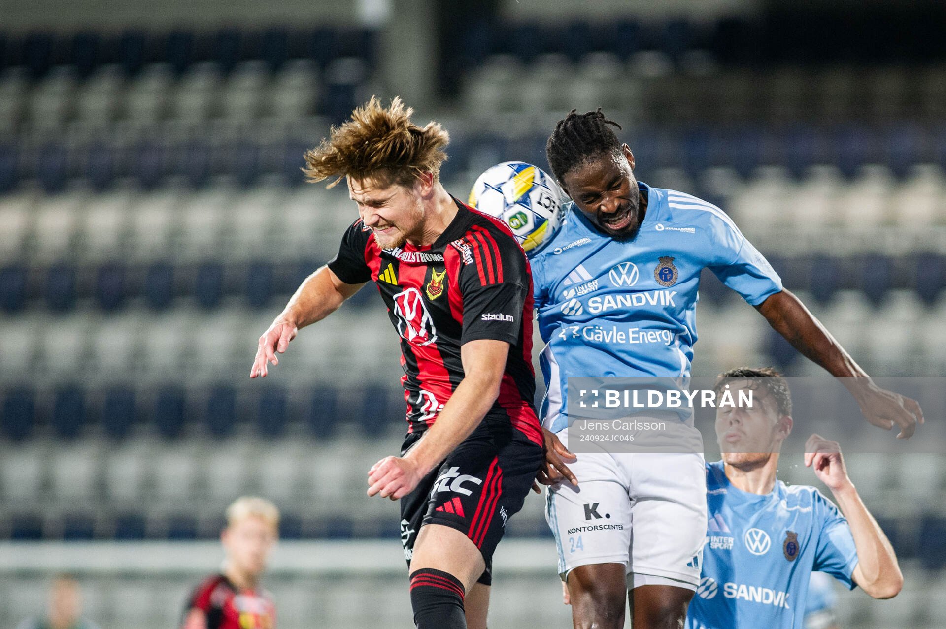 Östersunds Sebastian Karlsson Grach och Gefles York Rafael