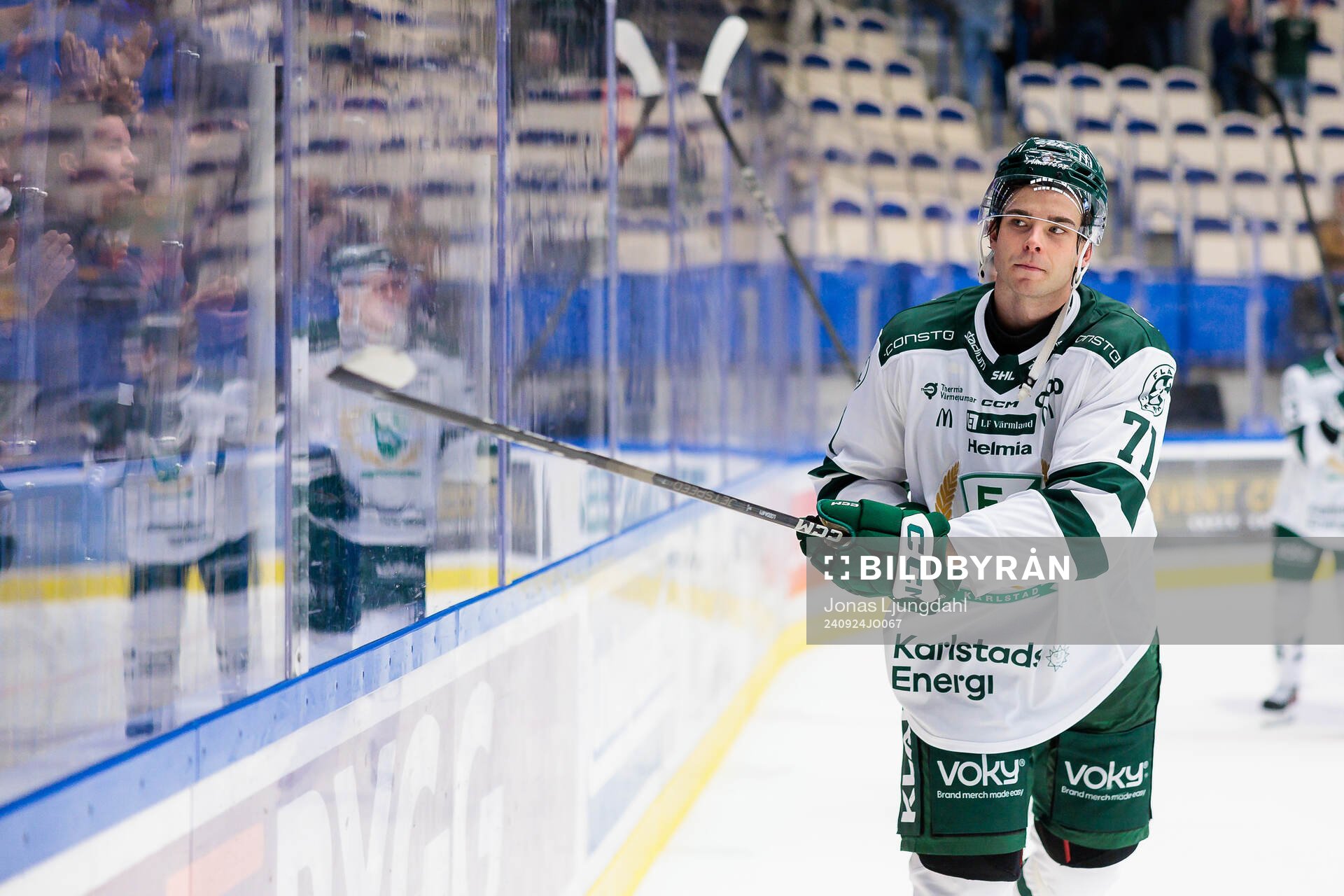 Färjestads Viktor Lodin jublar
