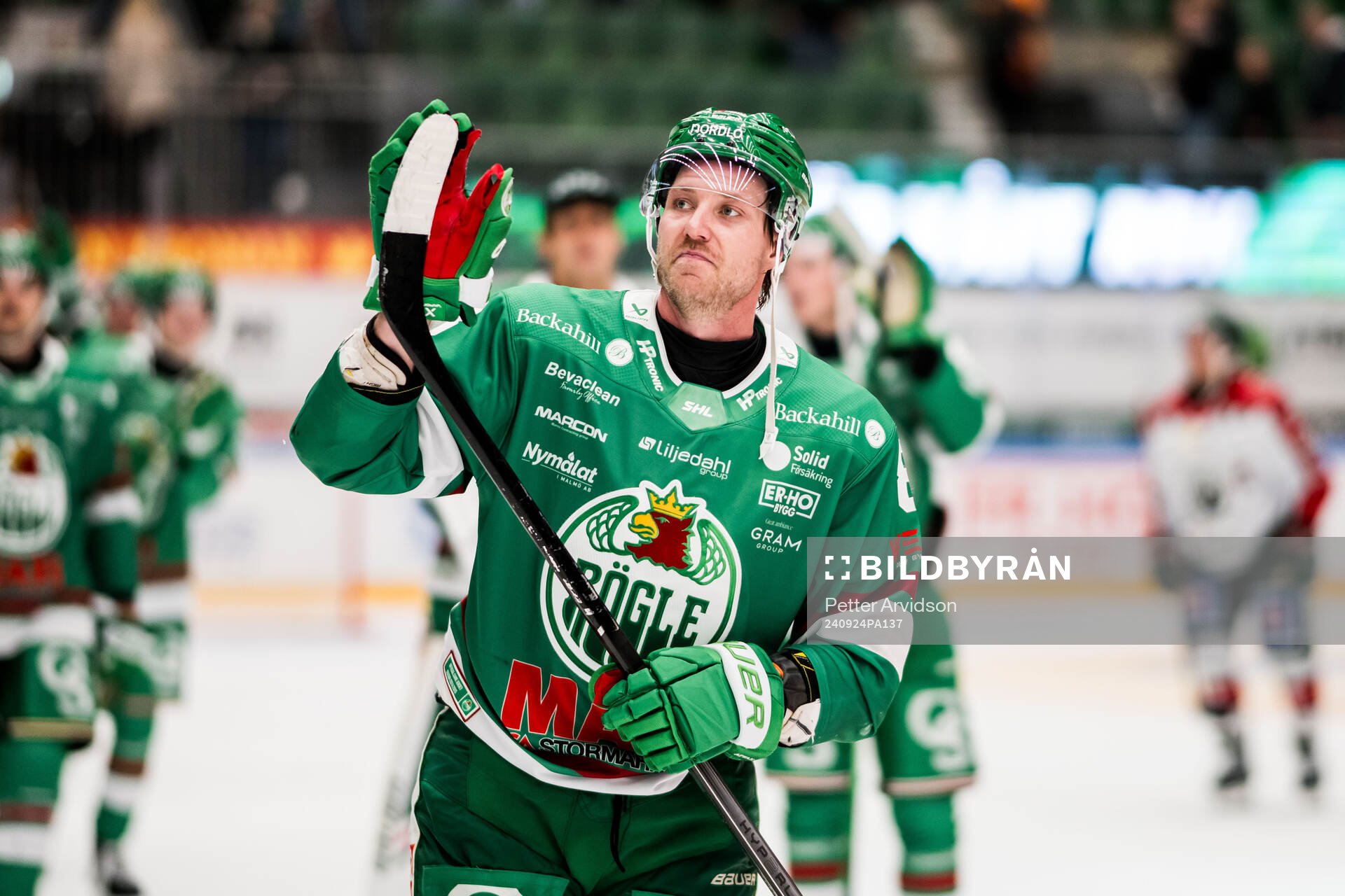 Rögles Linus Sandin jublar