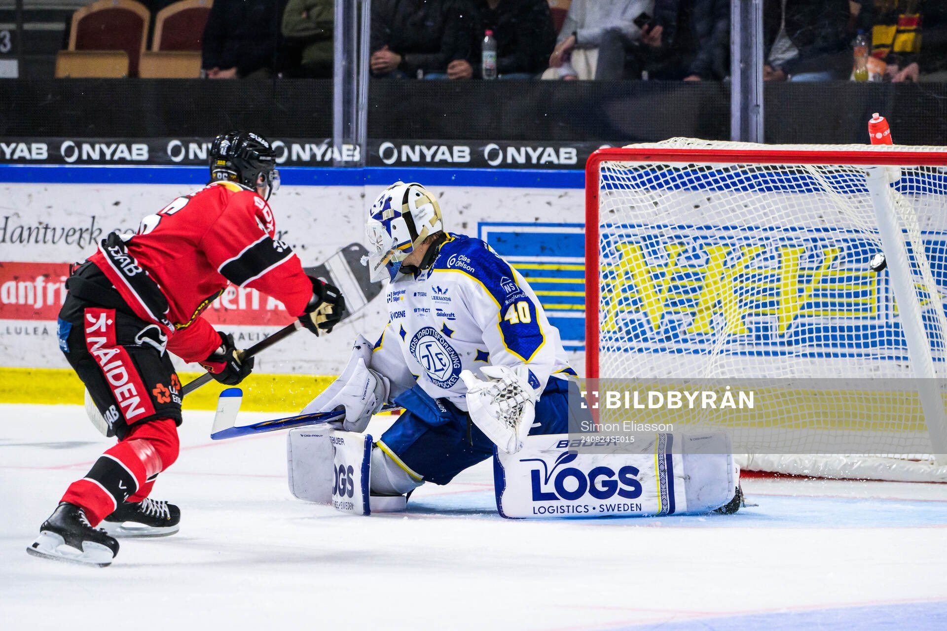 Luleås Mathias Bromé gör 2-0 bakom Leksands Mantas