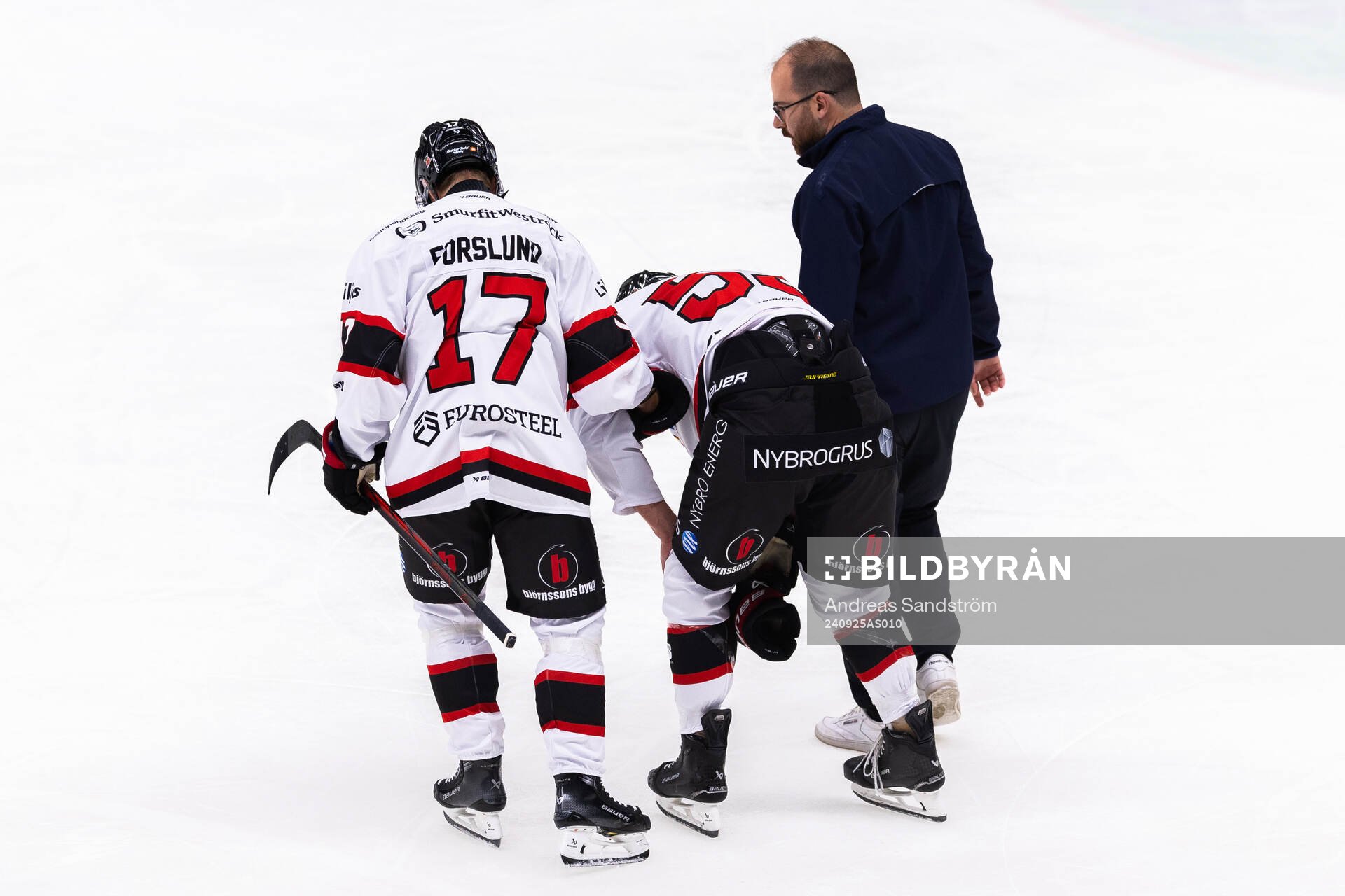 Nybro Vikings Jesper Mångs har ont