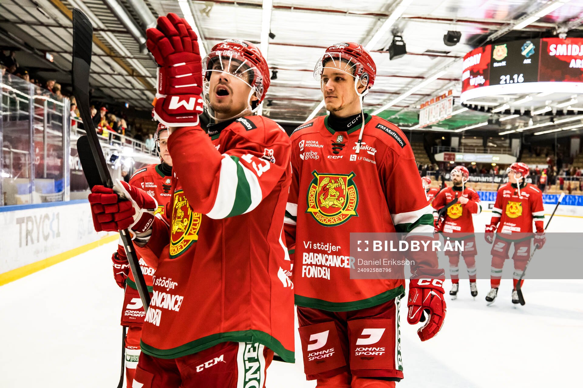 Moras Fabian Ilestedt jublar