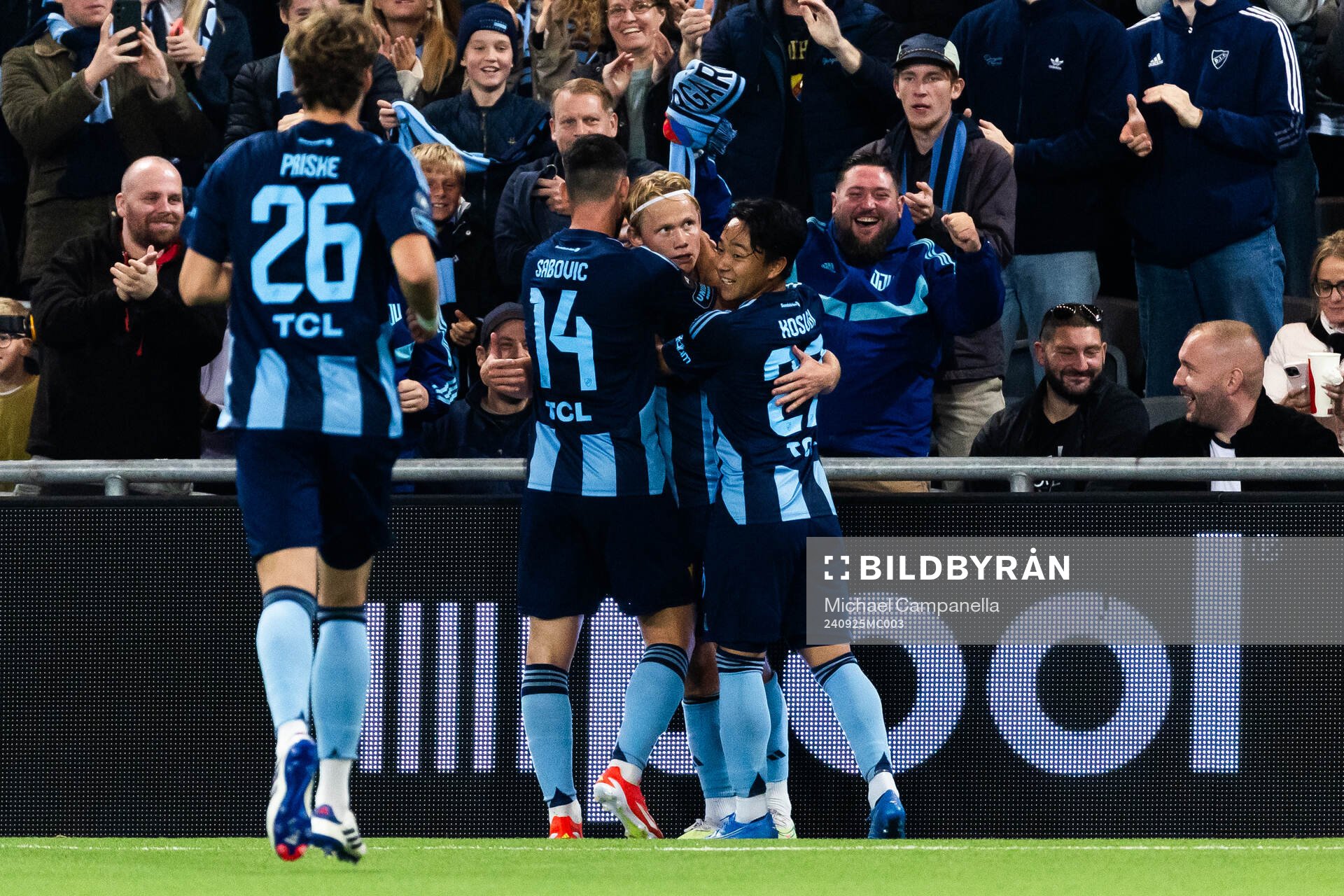 Djurgårdens Tobias Gulliksen jublar