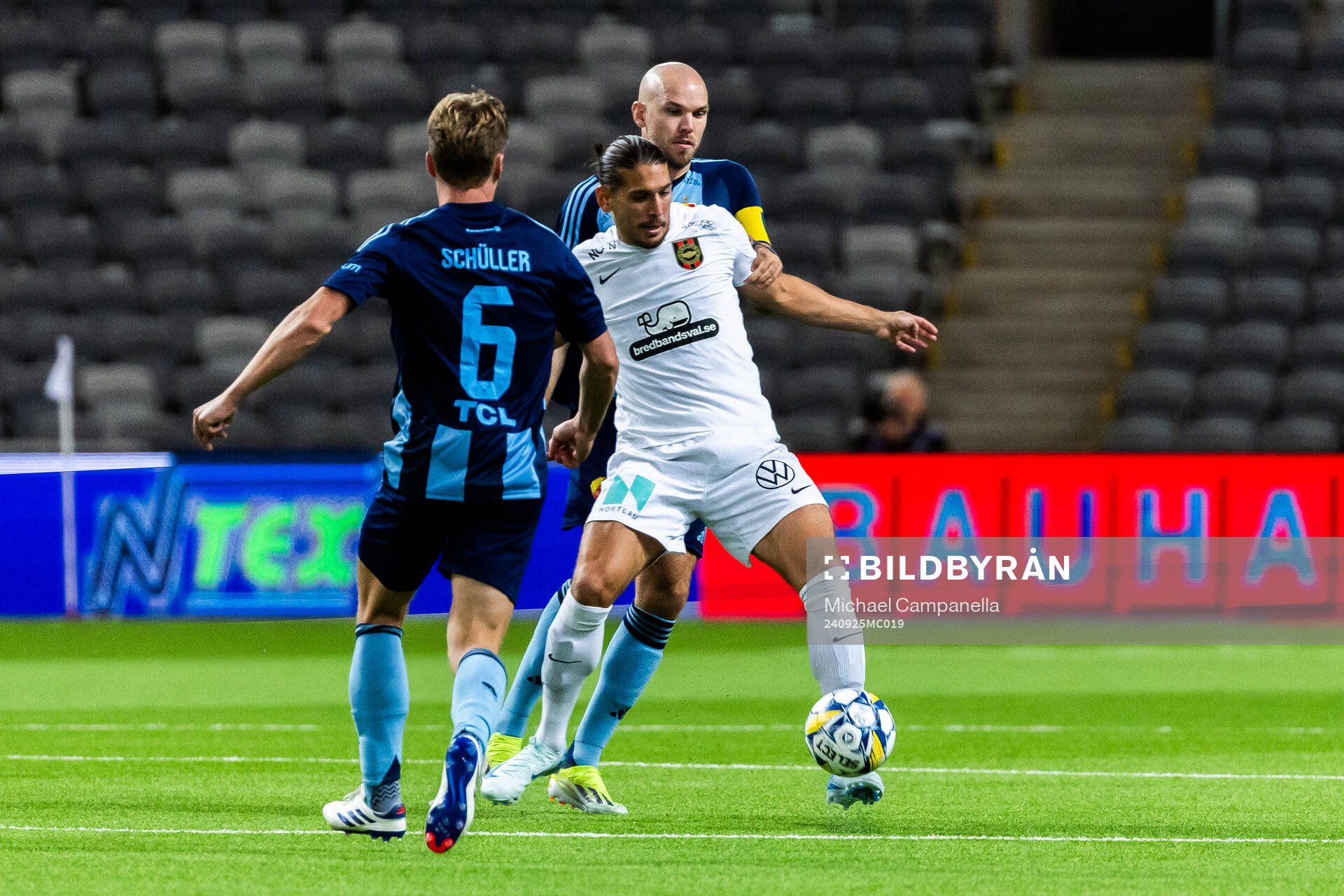 Brommapojkarnas Nikola Vasic och Djurgårdens Marcus