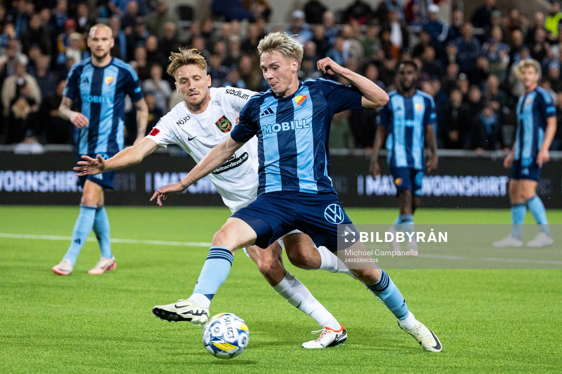 Brommapojkarnas Alexander Abrahamsson och Djurgårdens