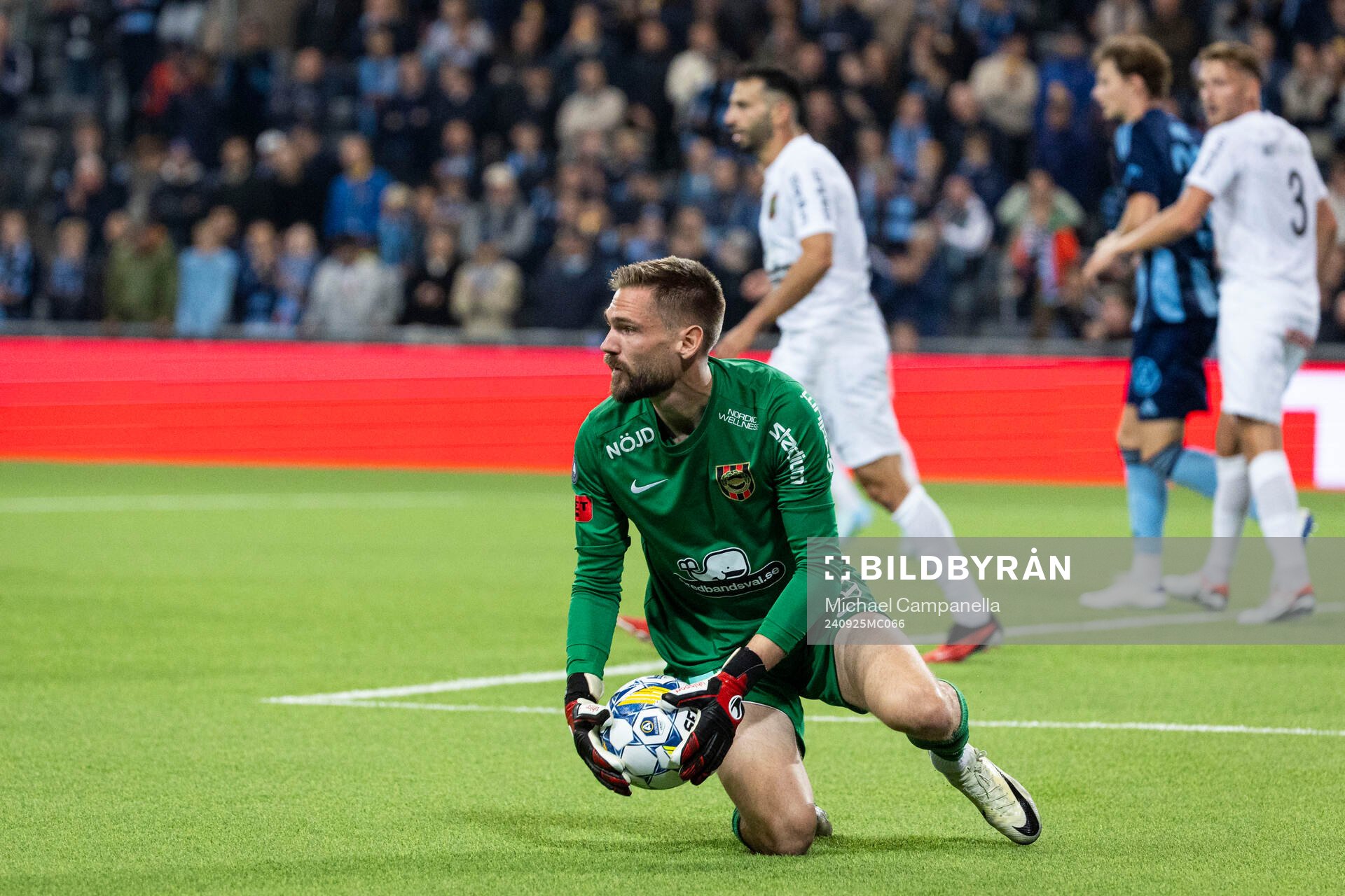 Brommapojkarnas målvakt Lucas Hägg Johansson