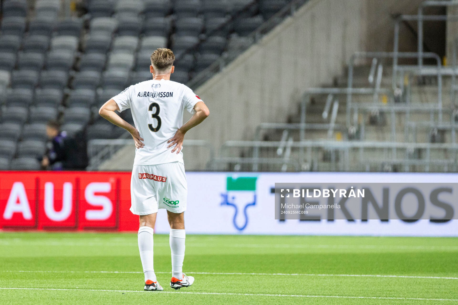 Brommapojkarnas Alexander Abrahamsson deppar