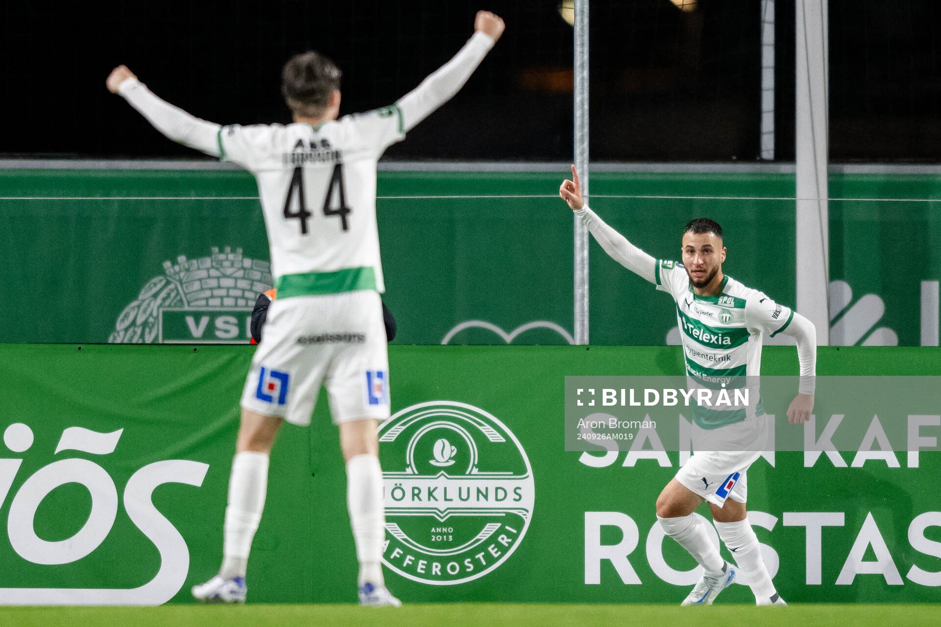 Västerås Abdelrahman Boudah Saidi jublar efter 1-1 under fotbollsmatchen i Allsvenskan mellan Västerås och IFK Göteborg den 26 september 2024 i Västerås.