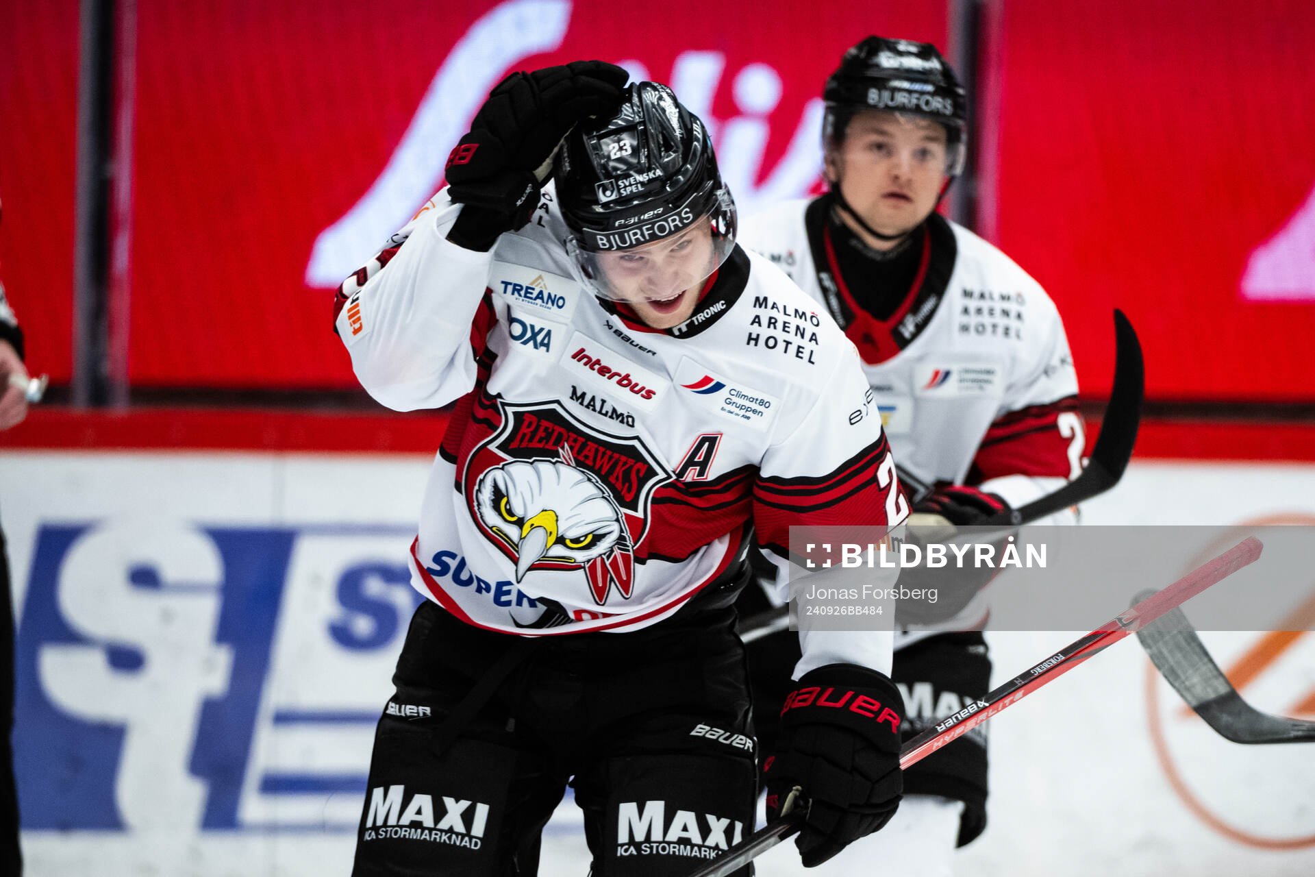 Malmö Redhawks Christoffer Forsberg jublar