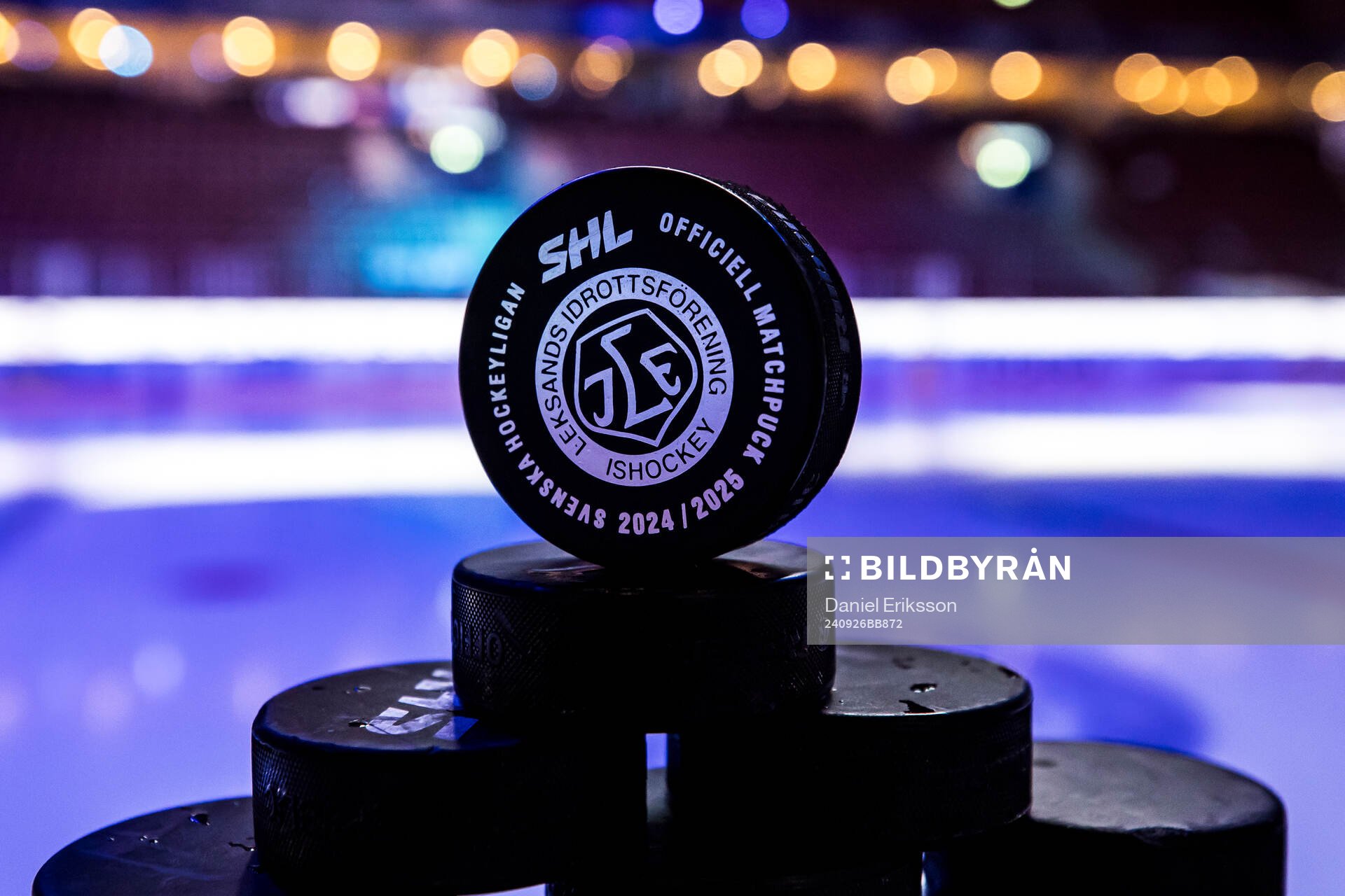 Matchpuckar innan ishockeymatchen i SHL mellan Leksand och