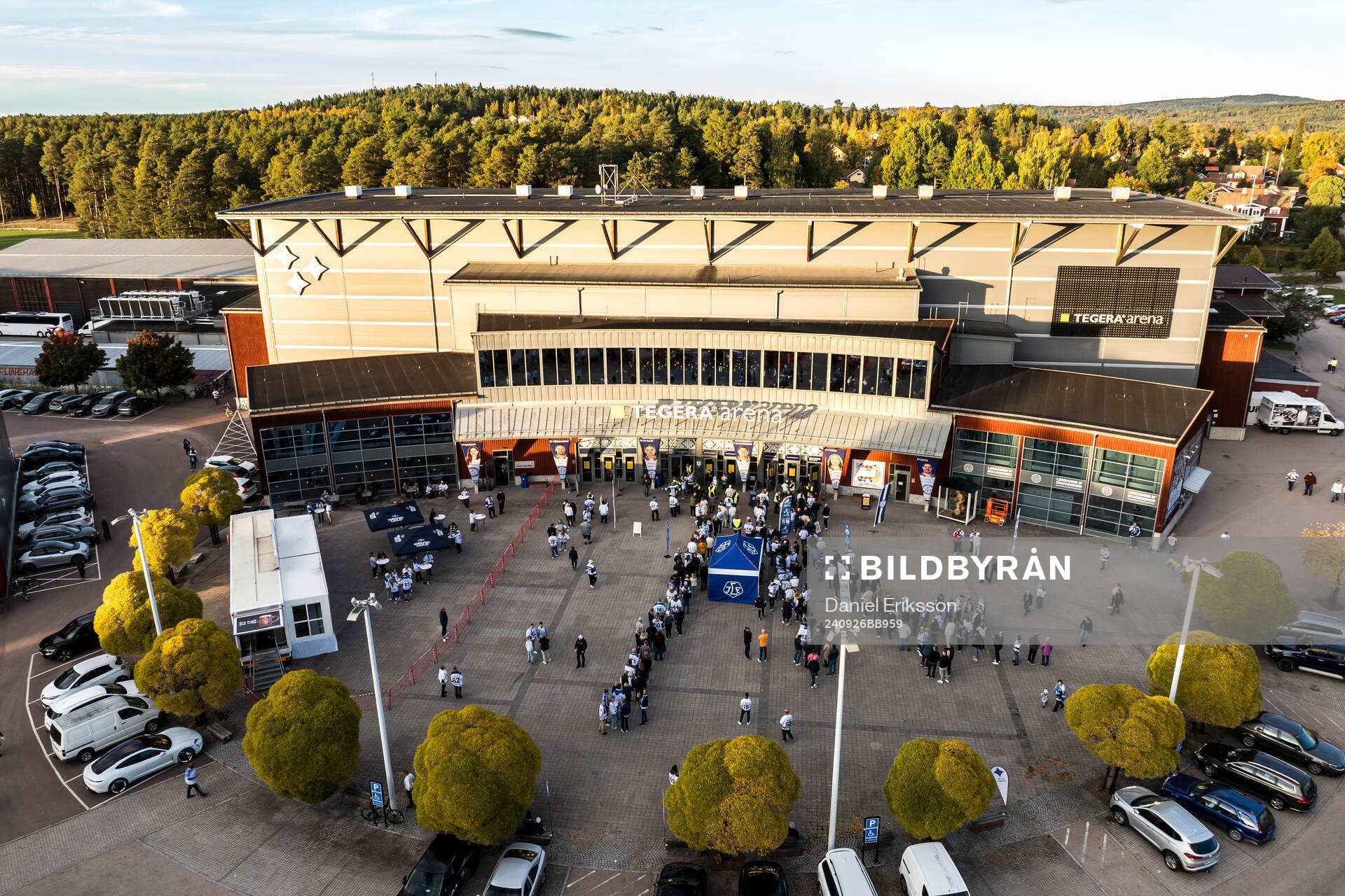 Tegera arena innan ishockeymatchen i SHL mellan Leksand och