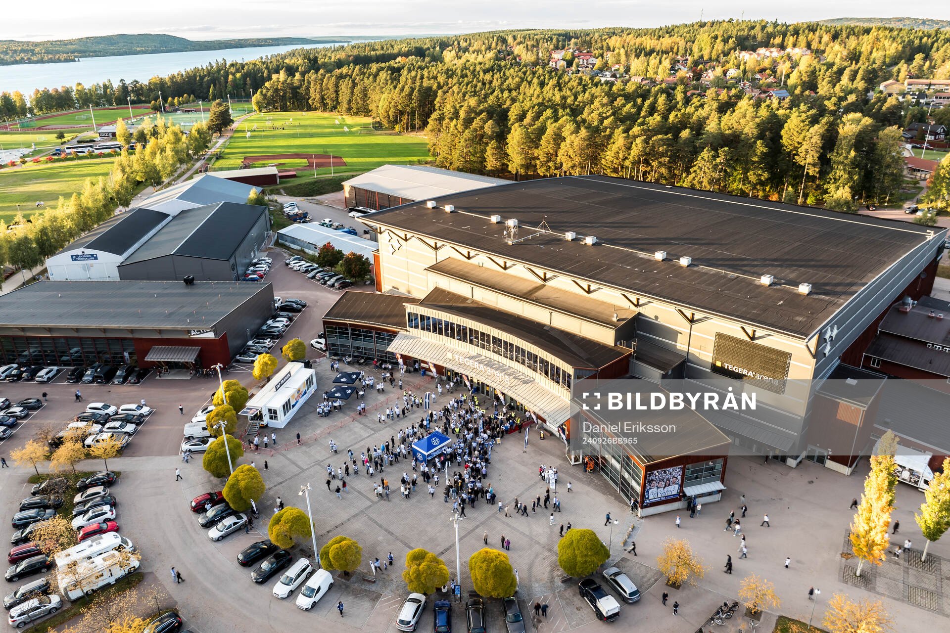 Tegera arena innan ishockeymatchen i SHL mellan Leksand och