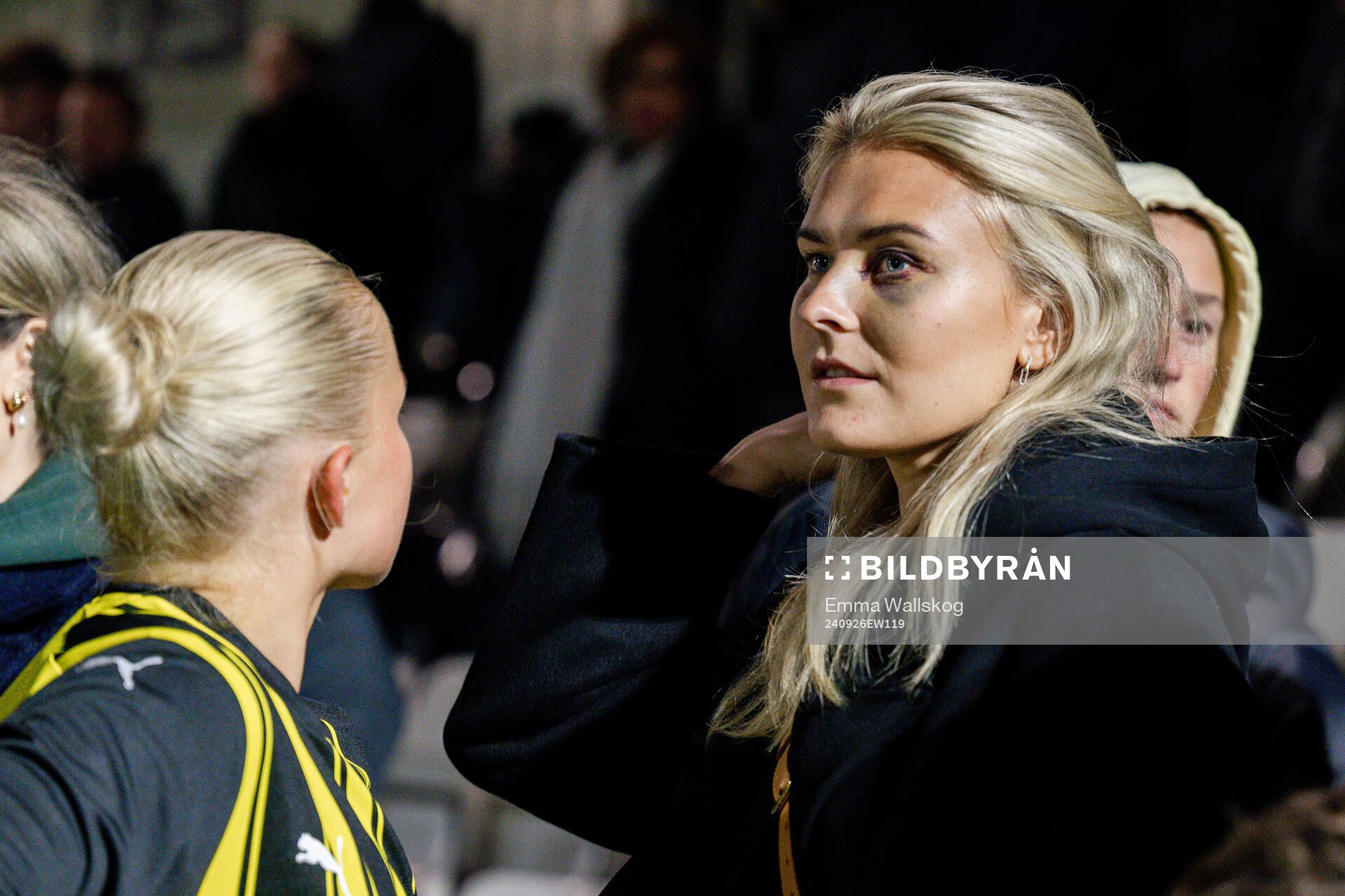 Matilda Nildén of Häcken with sister Amanda Nildén look
