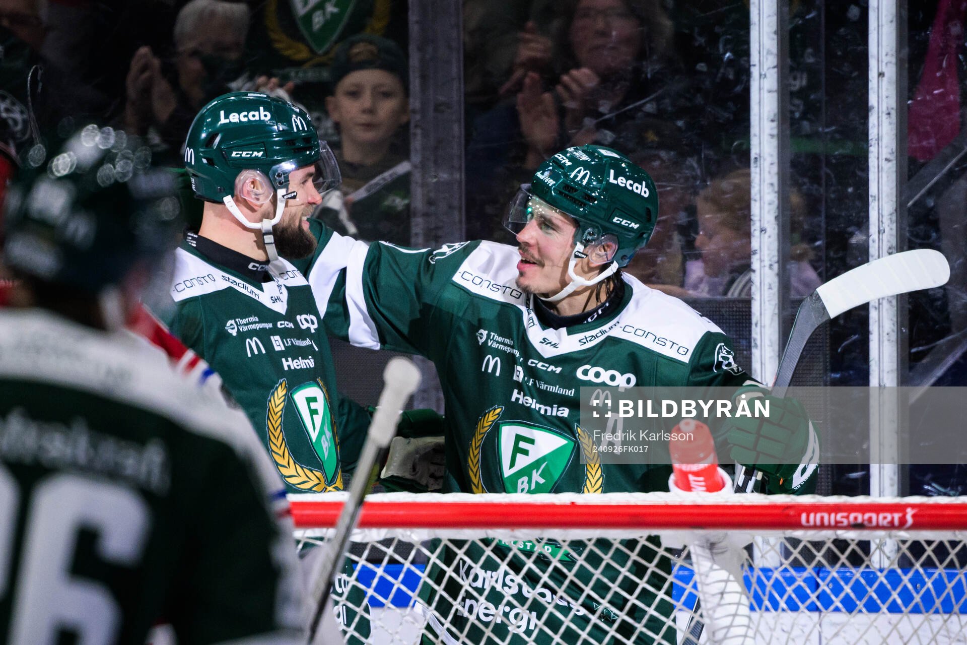 Färjestads Henrik Björklund och Joakim Nygård jublar