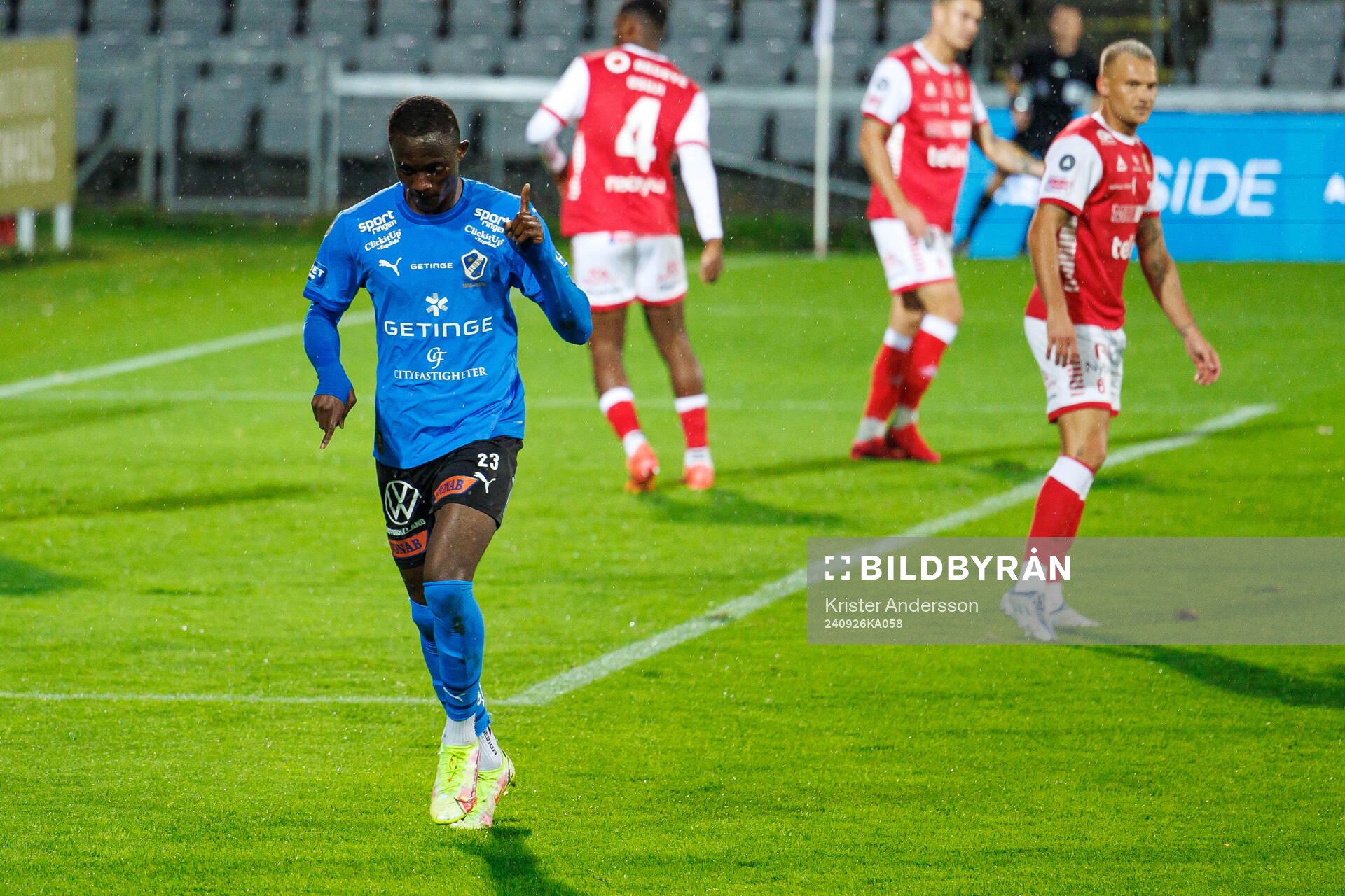 Halmstads Yannick Agnero jublar