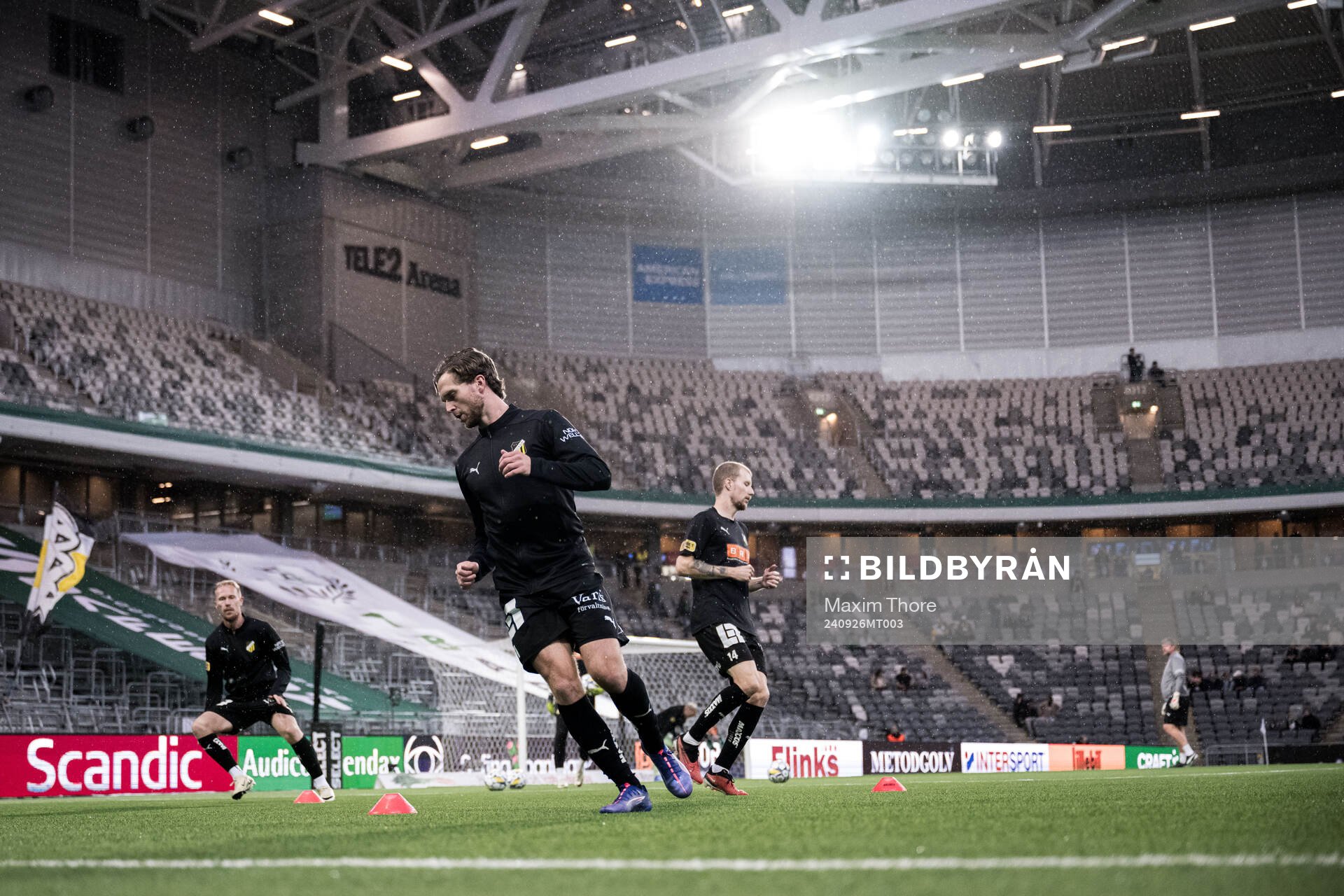 Häckens Adam Lundkvist och