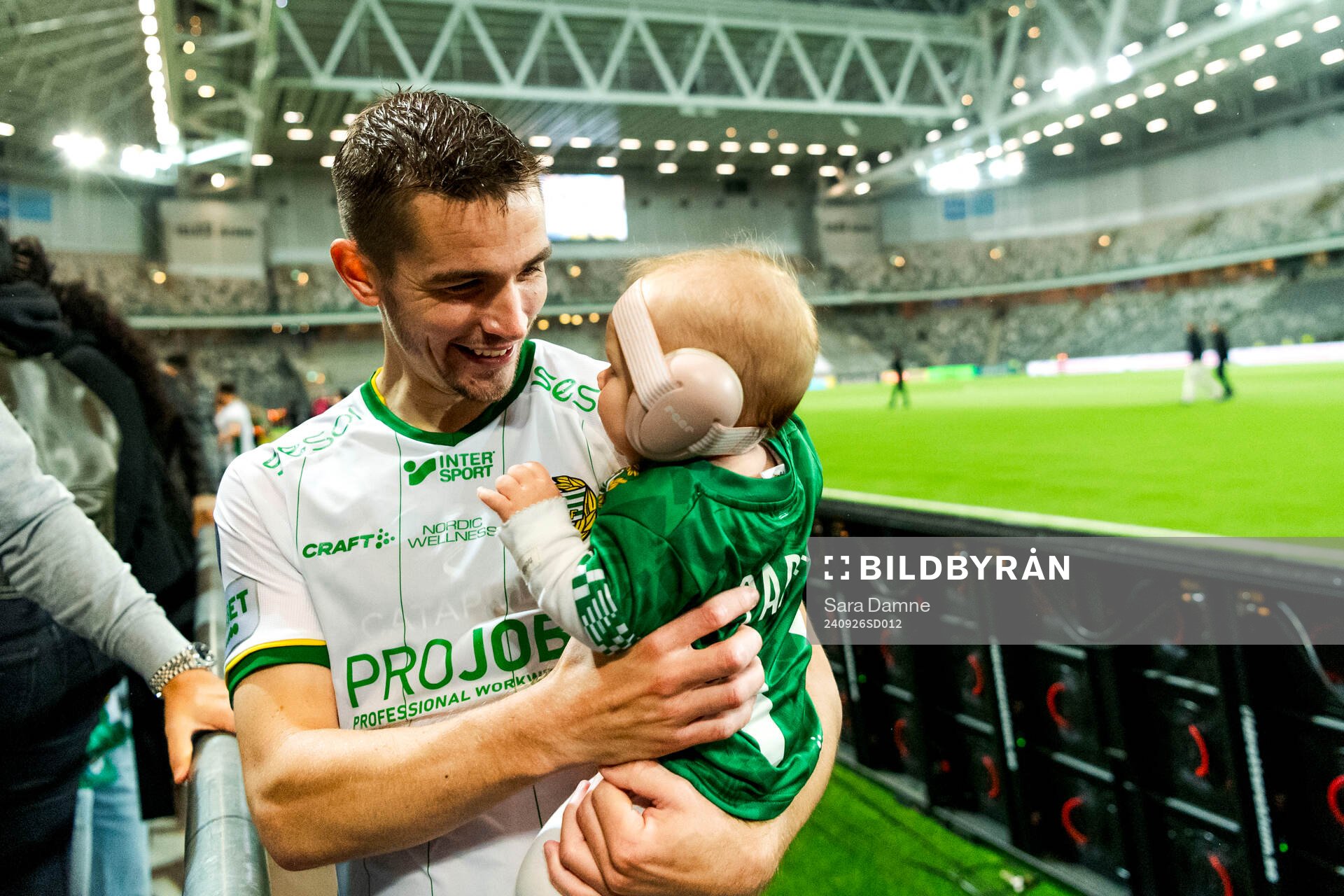 Hammarbys Oscar Johansson Schellhas jublar