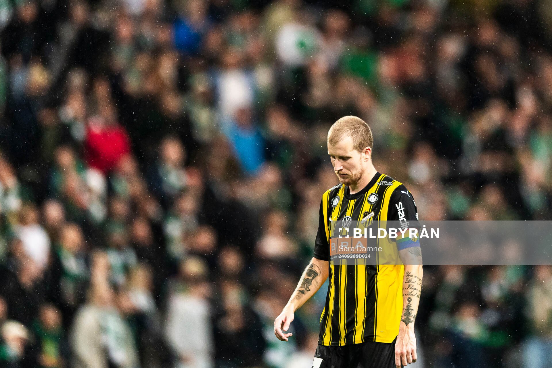 Häckens Simon Gustafson deppar