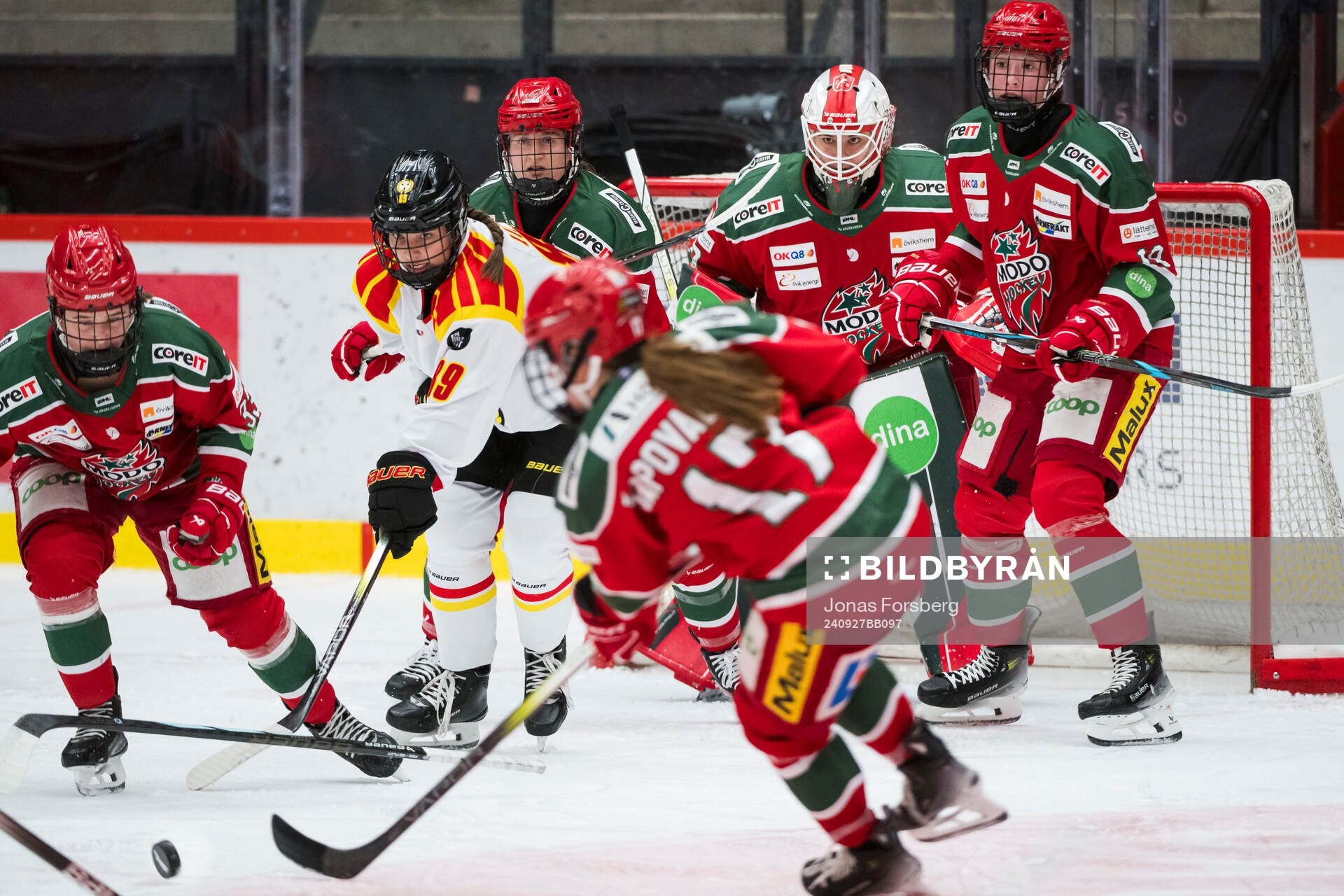 Modos målvakt Andrea Brändli