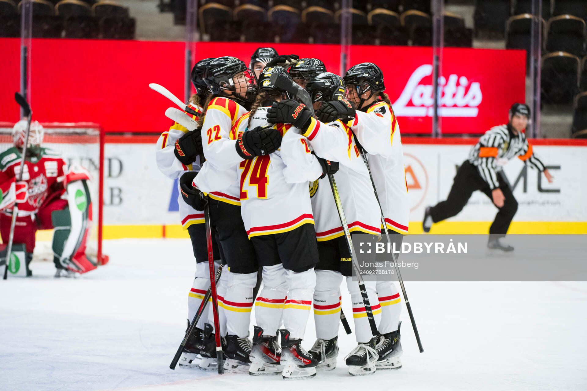 Brynäs spelare jublar