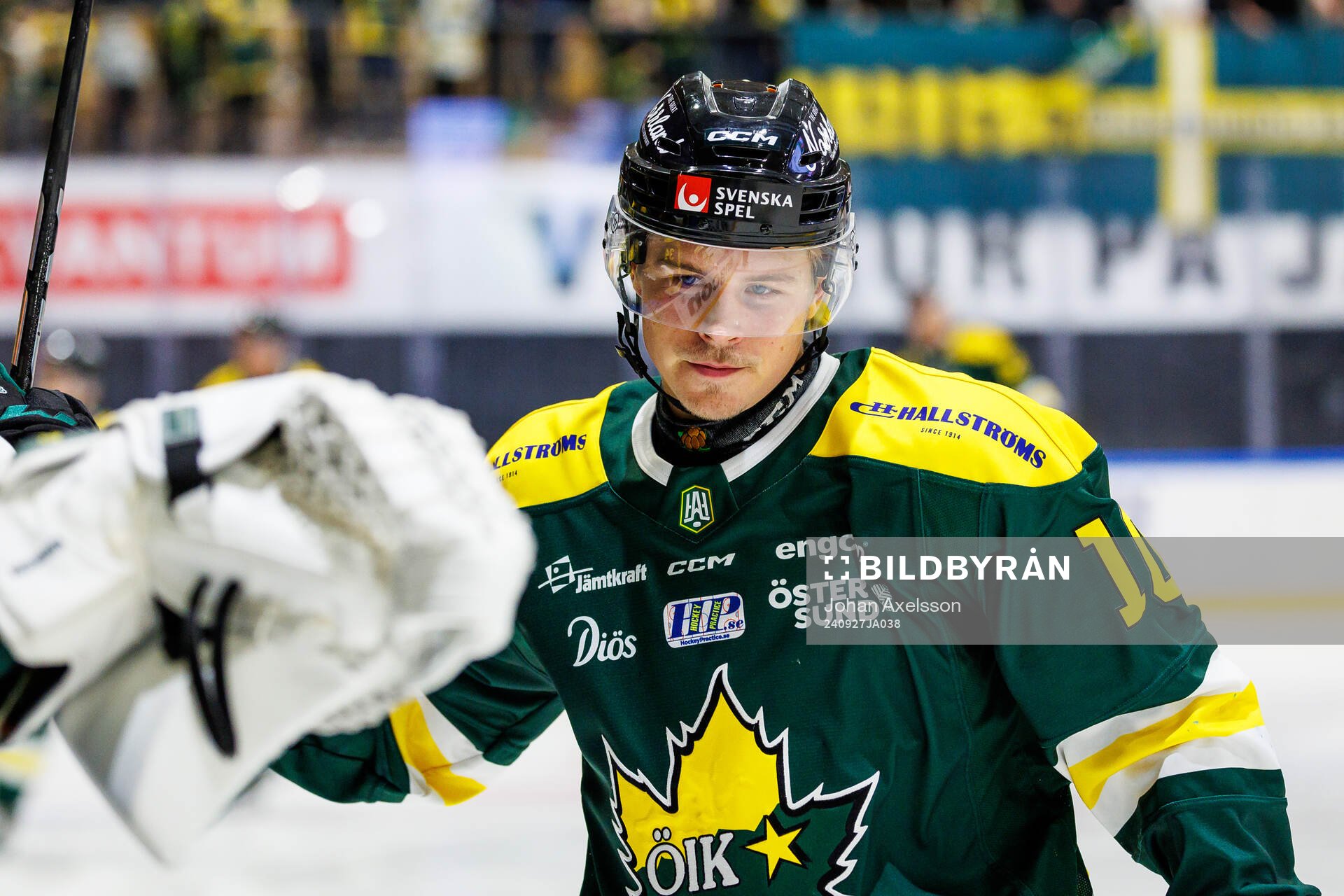 Östersunds Johan Mörnsjö jublar