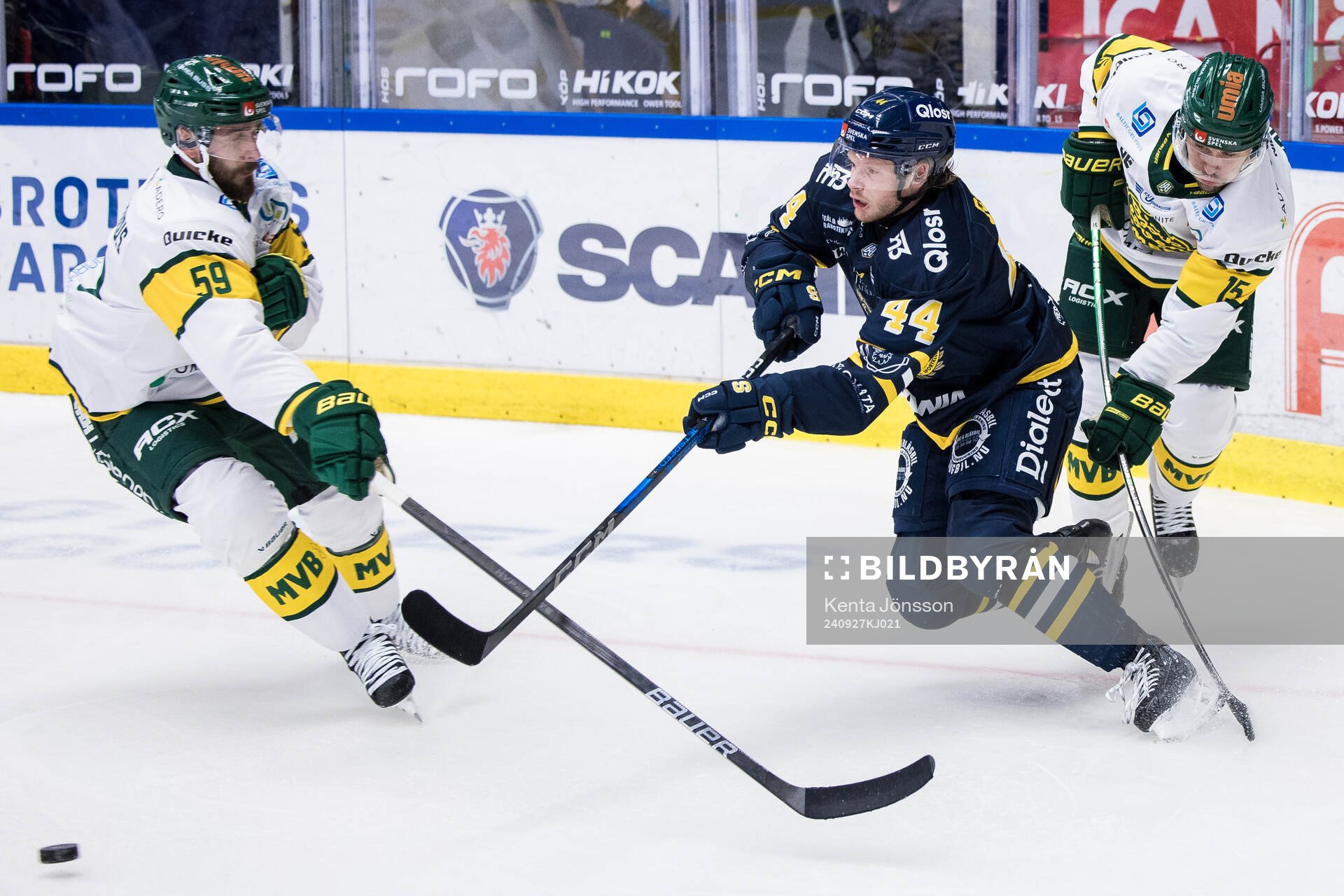 Södertäljes Carter Souch och Björklövens Theoklis